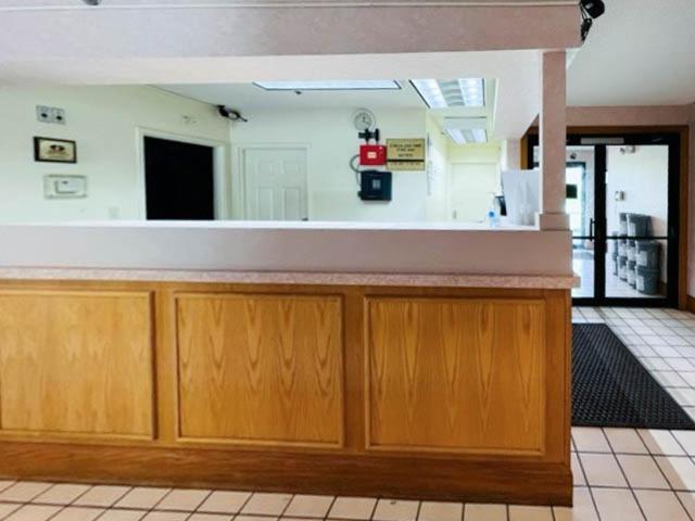 Motel 6 Jeffersonville, IN photo 38