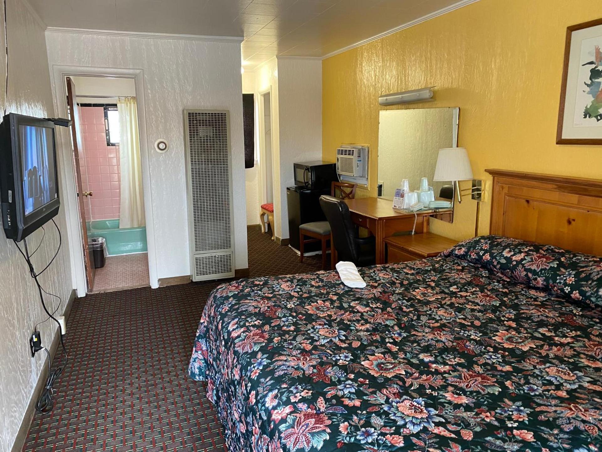 RANGER MOTEL photo 25