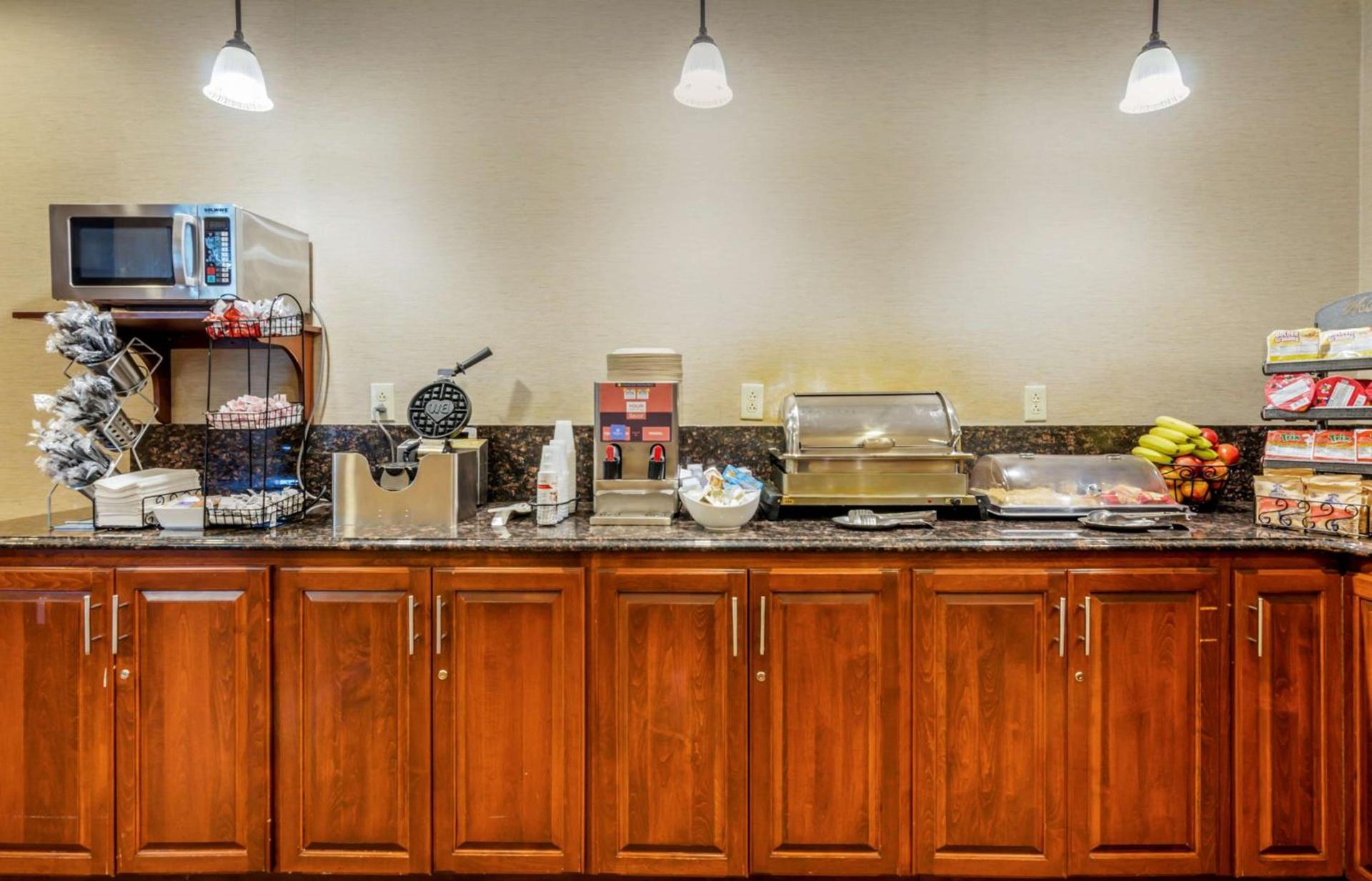 BEST WESTERN PLUS Inn at Valley View photo 7