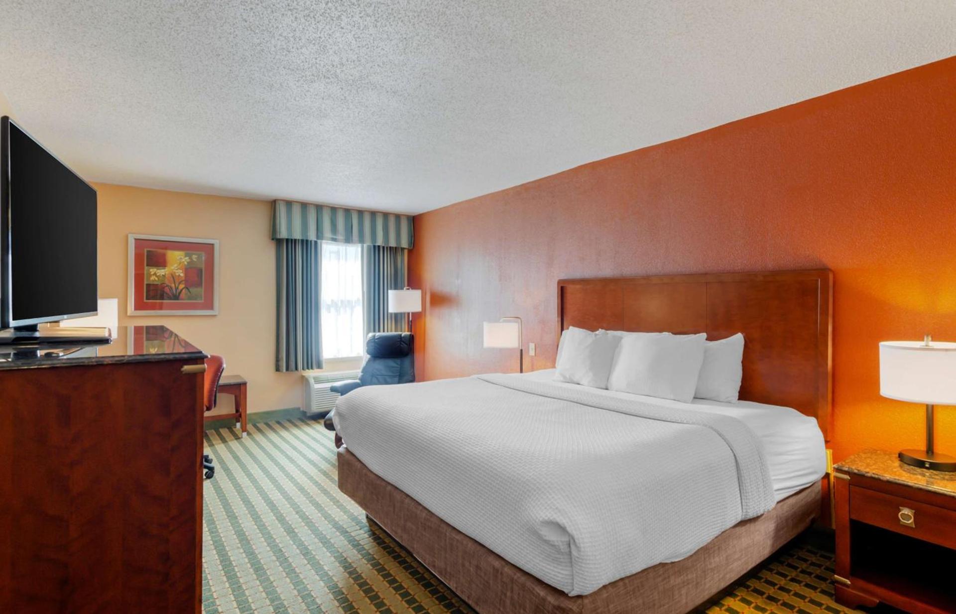 BEST WESTERN PLUS Inn at Valley View photo 4