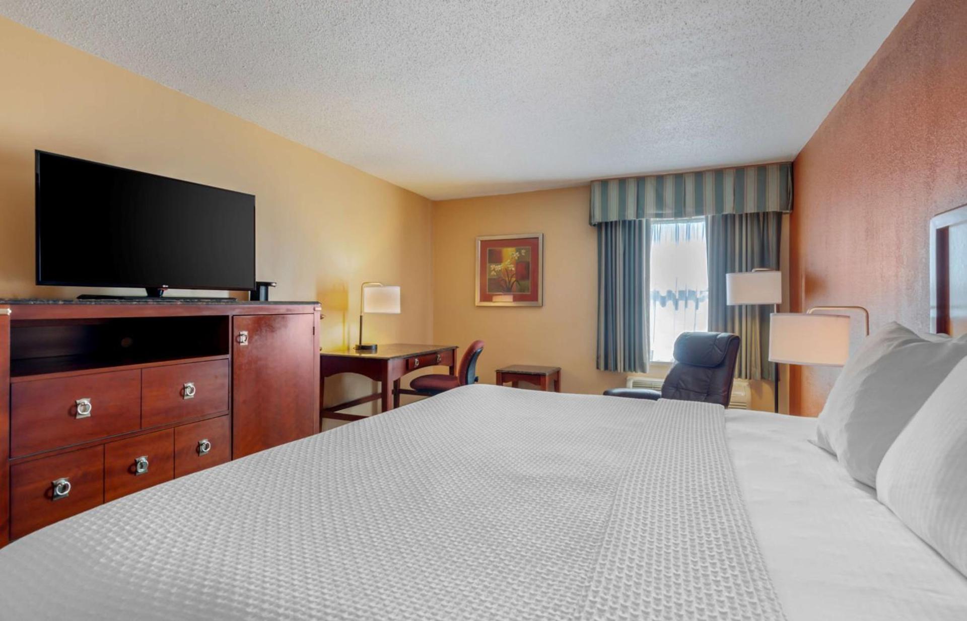 BEST WESTERN PLUS Inn at Valley View photo 10
