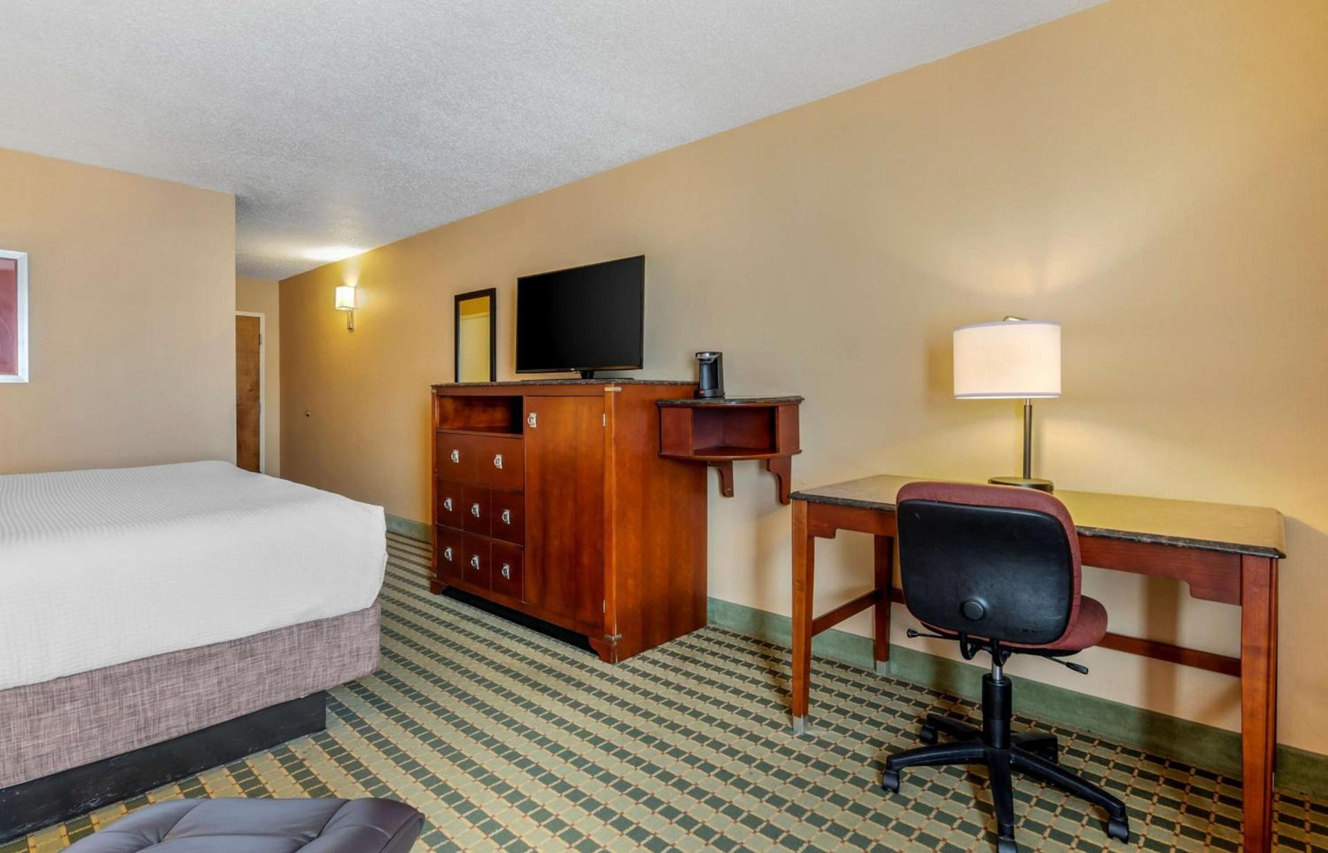 BEST WESTERN PLUS Inn at Valley View photo 17