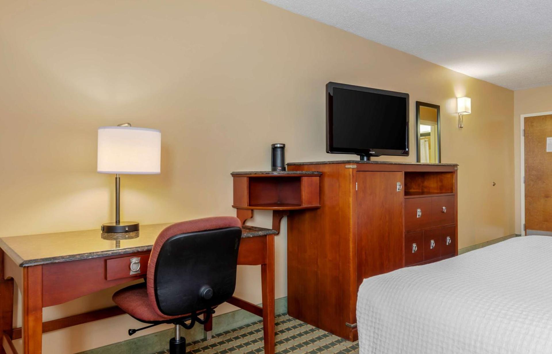 BEST WESTERN PLUS Inn at Valley View photo 19