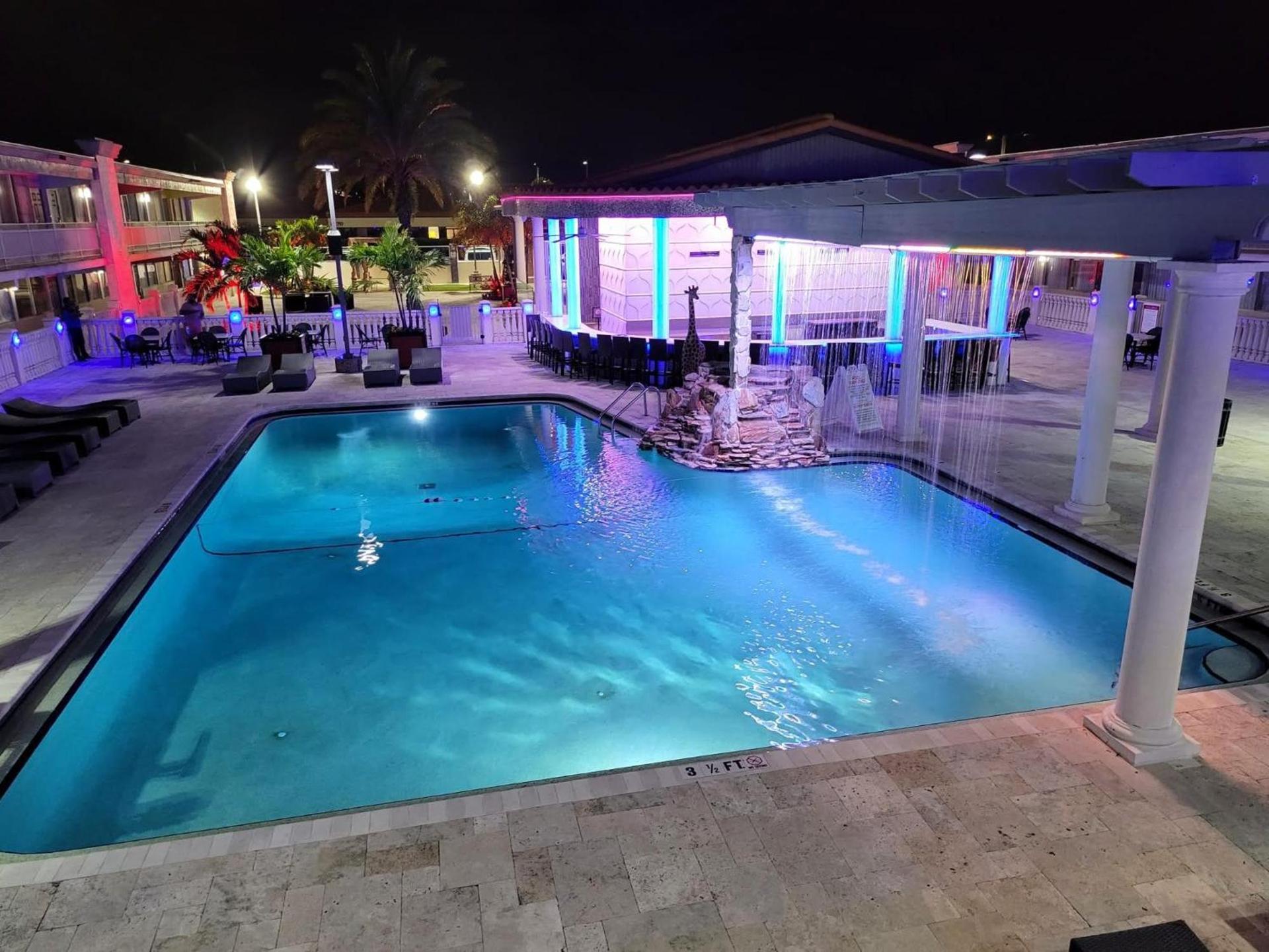 Quality Inn and Conference Center Tampa-Brandon photo 15