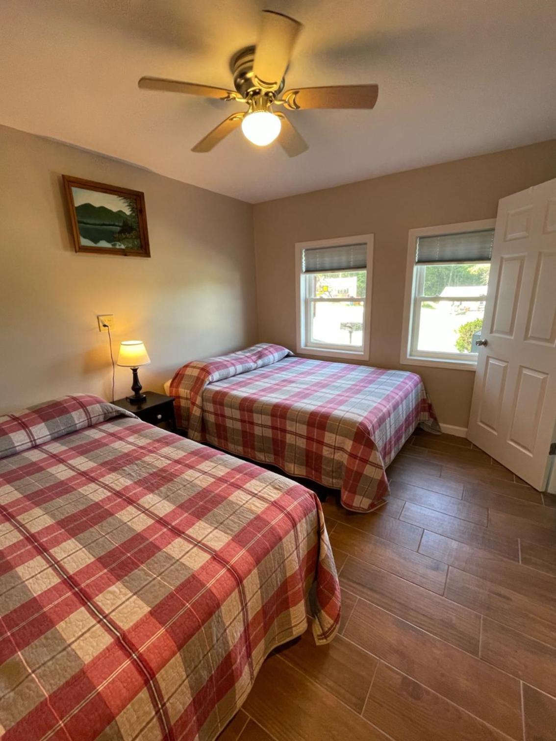 Hill View Motel and Cottages photo 47