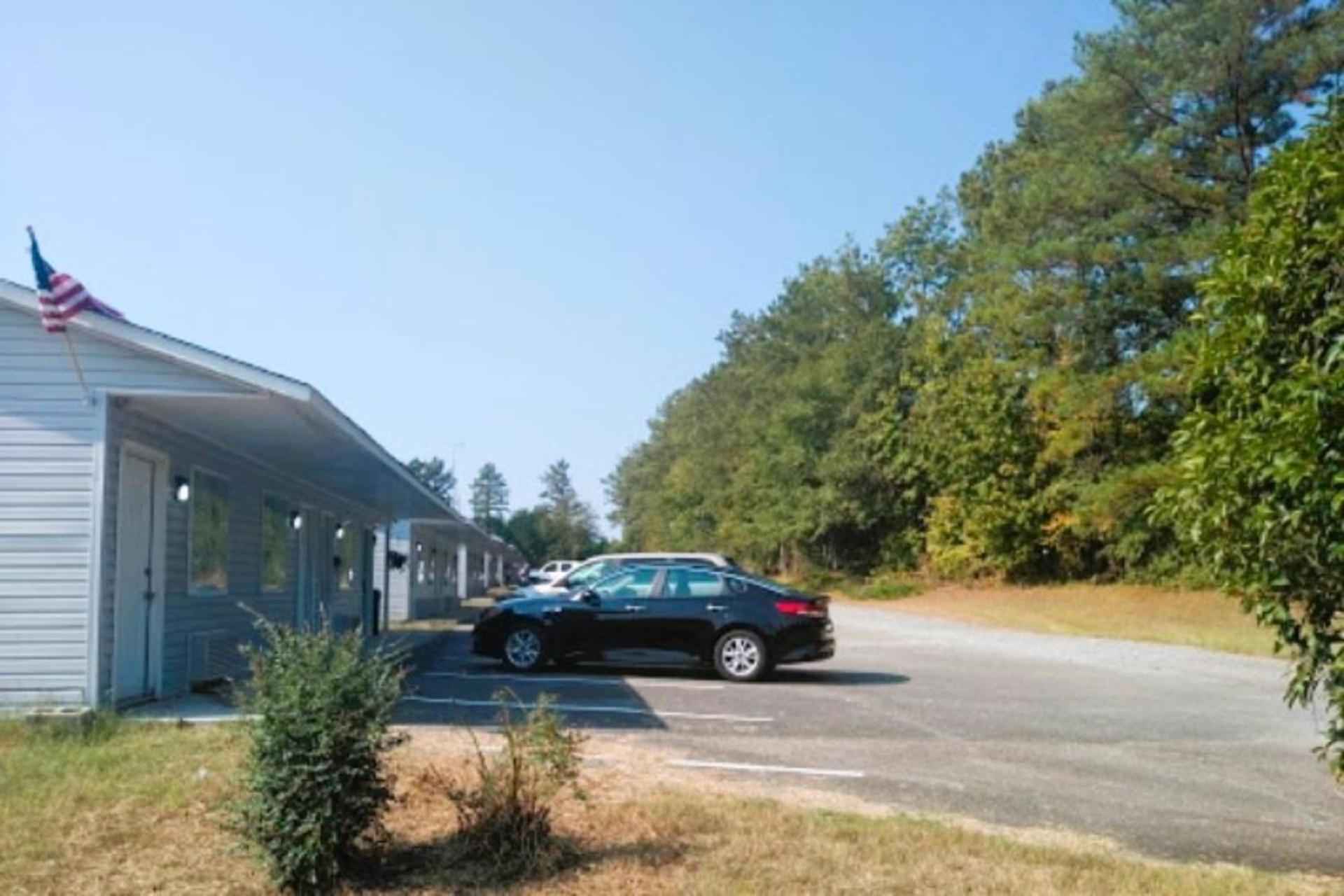 OYO Hotel McIntyre GA, US 441 photo 13