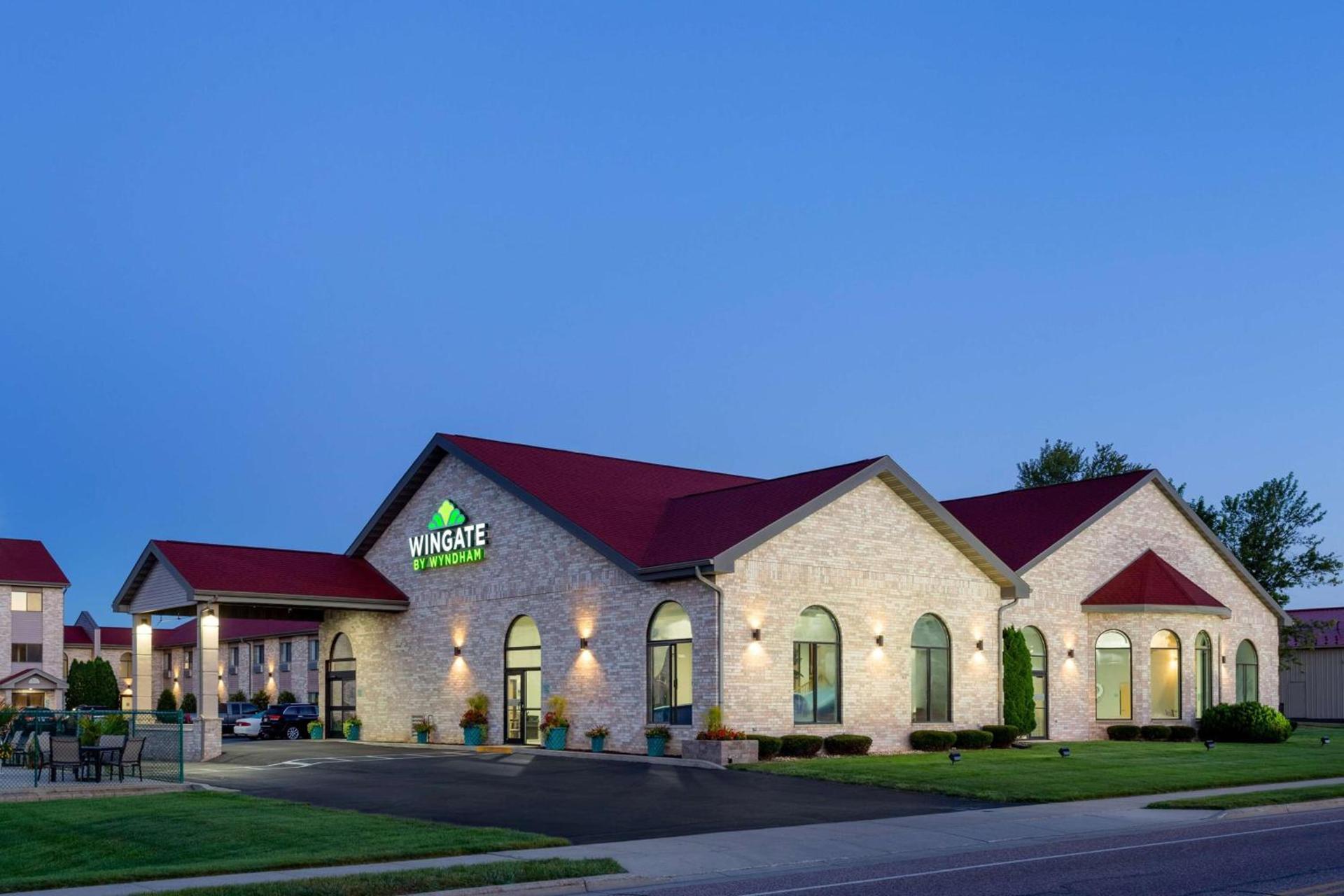 Wingate by Wyndham Wisconsin Dells Waterpark photo 4