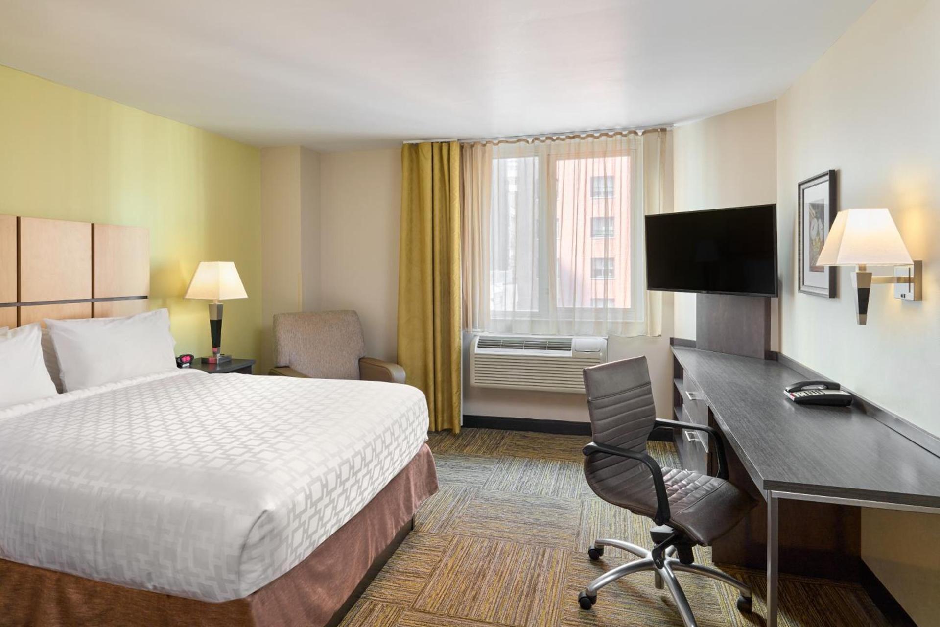 Candlewood Suites NYC -Times Square by IHG photo 3