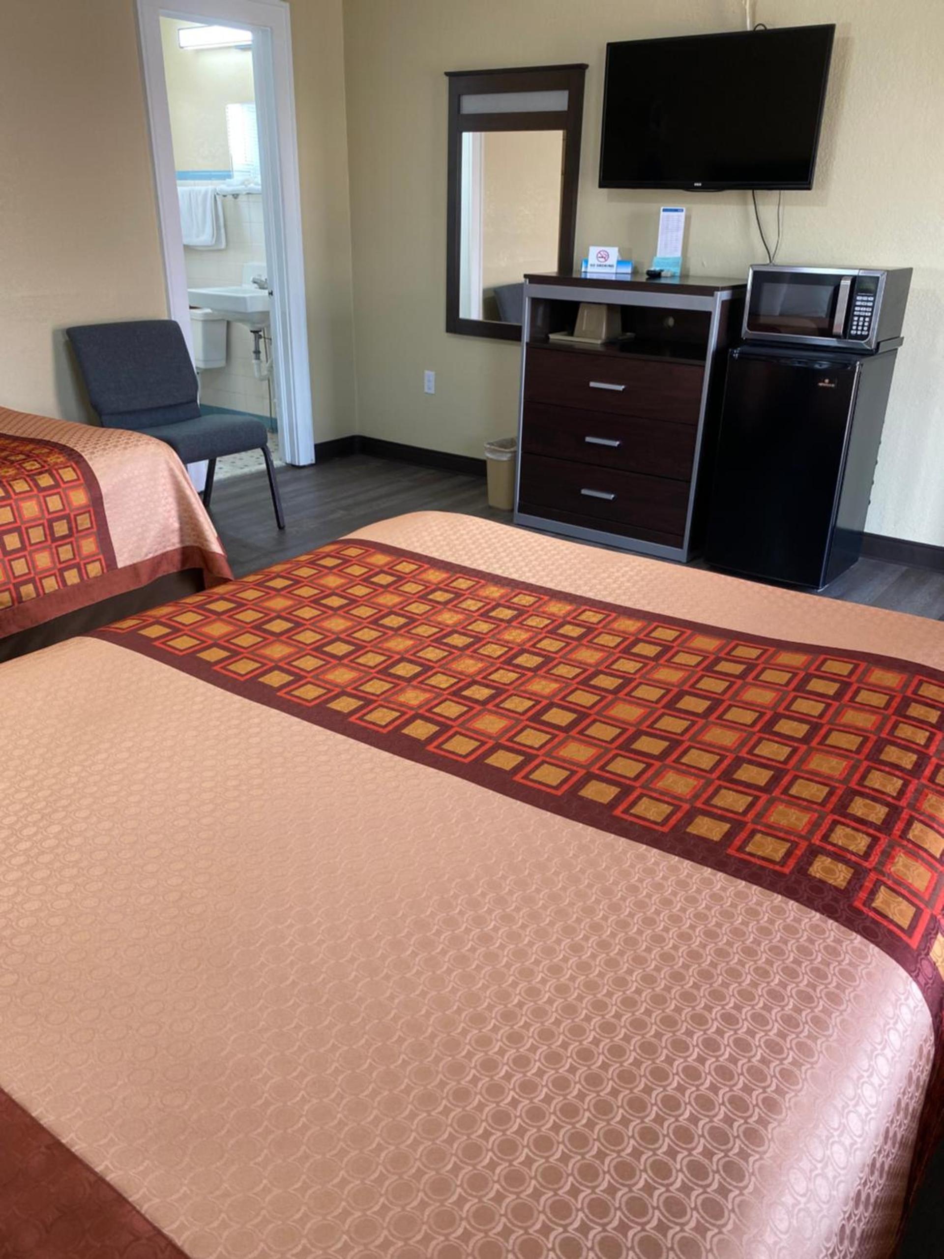 Savannah Motel photo 7