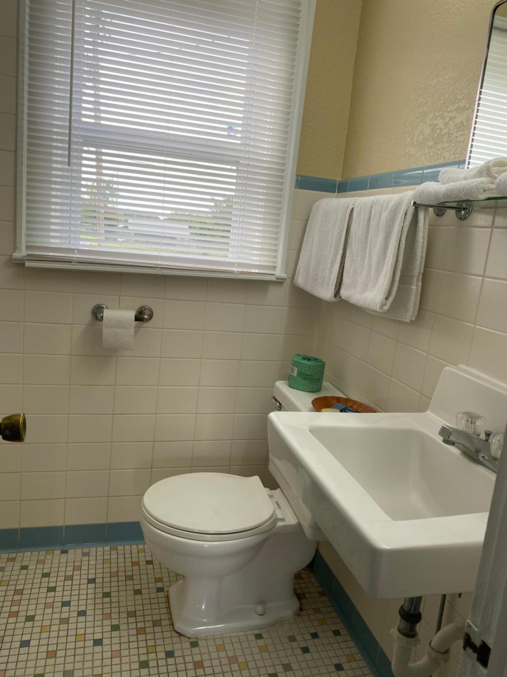 Savannah Motel photo 11
