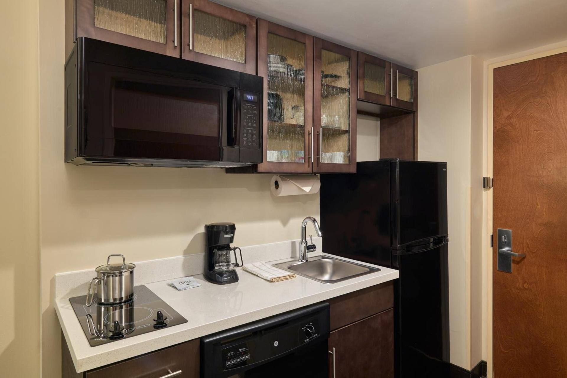 Candlewood Suites NYC -Times Square by IHG photo 4
