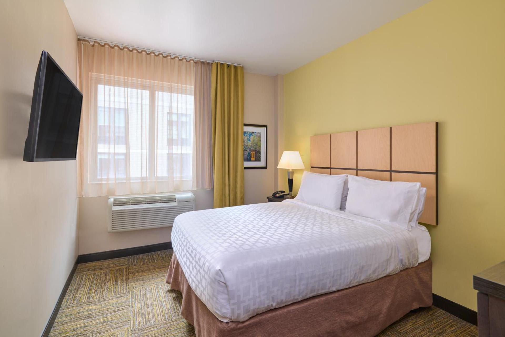 Candlewood Suites NYC -Times Square by IHG photo 6