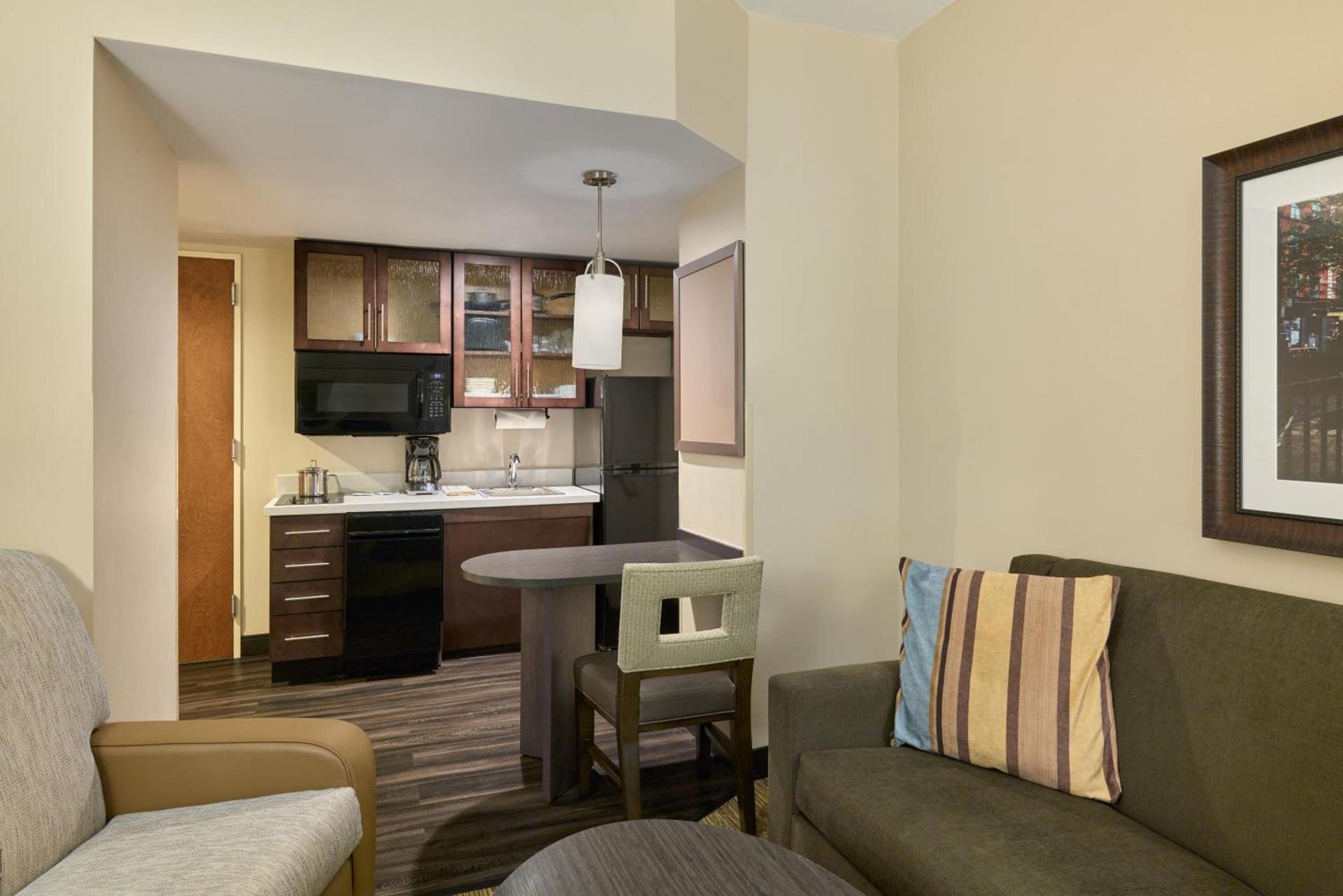 Candlewood Suites NYC -Times Square by IHG photo 5