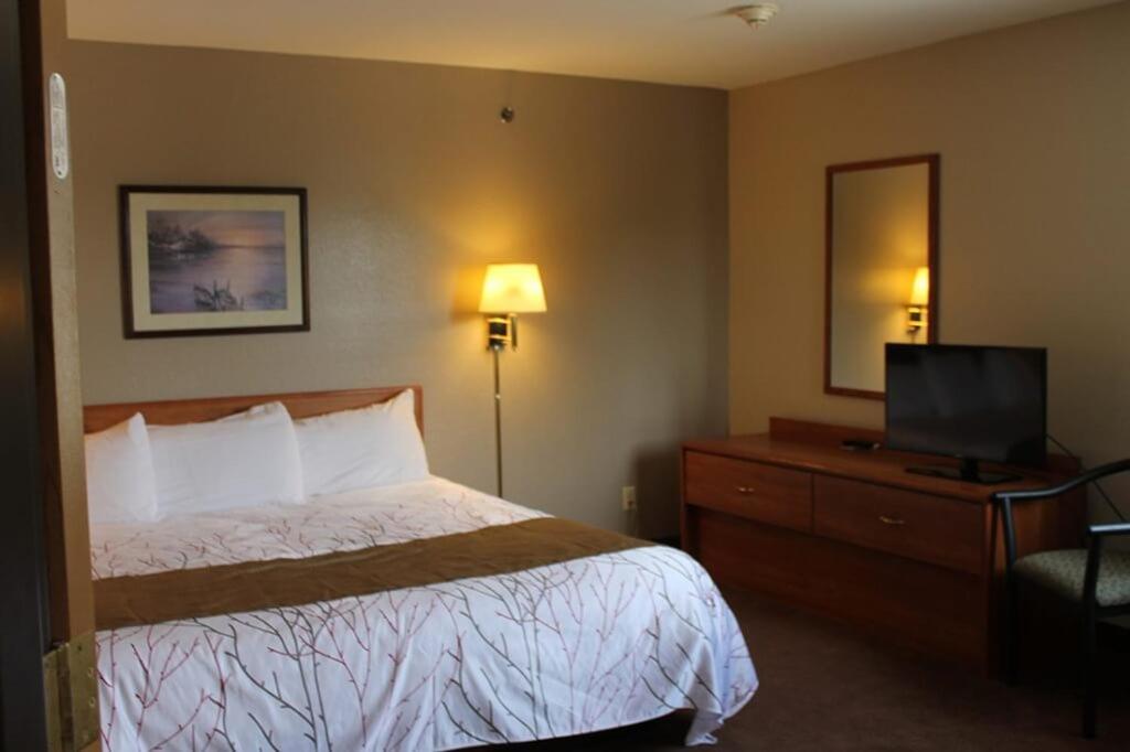 Edmore Inn photo 3