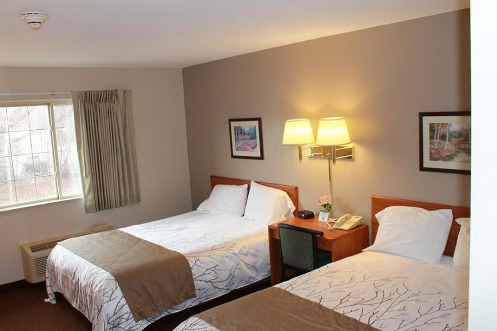 Edmore Inn photo 38