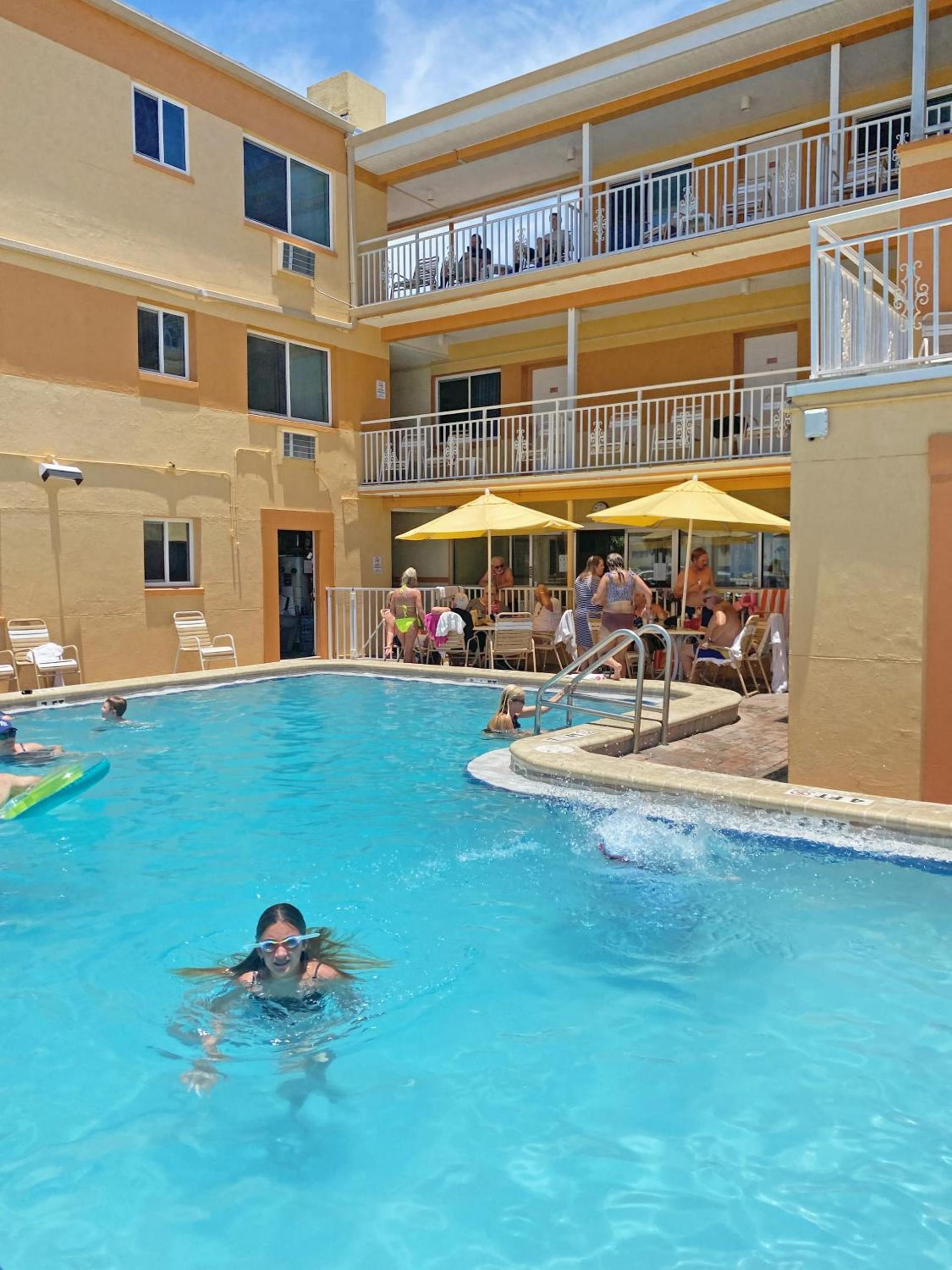 Page Terrace Beachfront Hotel photo 31