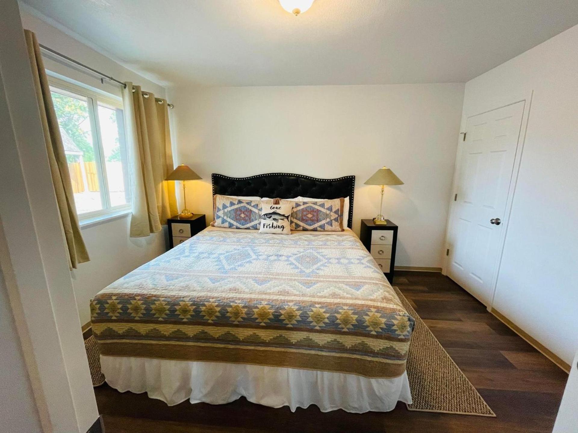 Riverfront Lodging photo 7