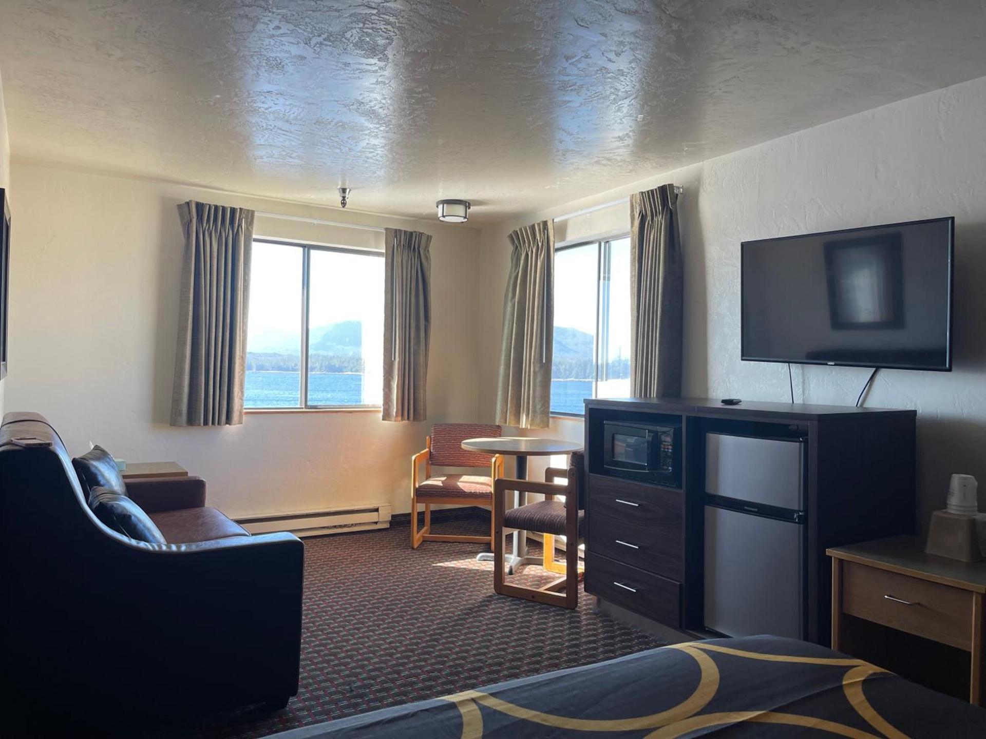 Super 8 by Wyndham Ketchikan photo 36