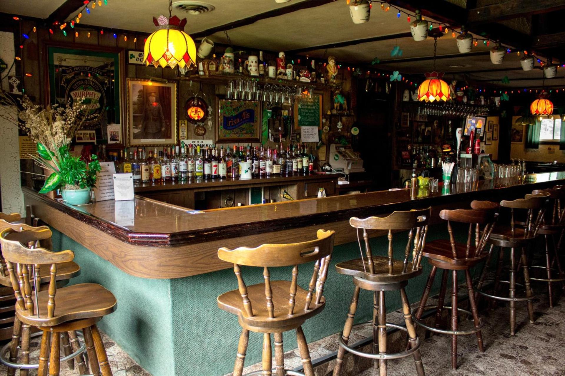 Jimmy OConnor's Windham Mtn Inn photo 4