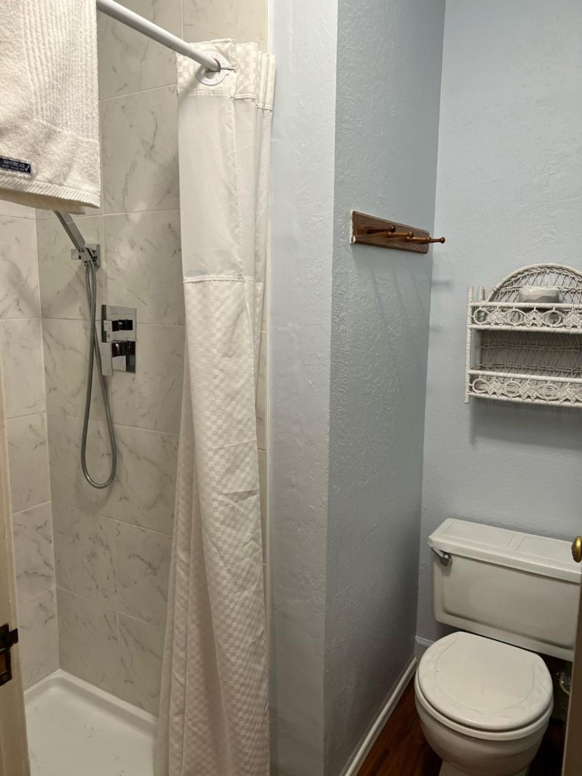 Americas Best Value Inn Royal Carriage photo 49