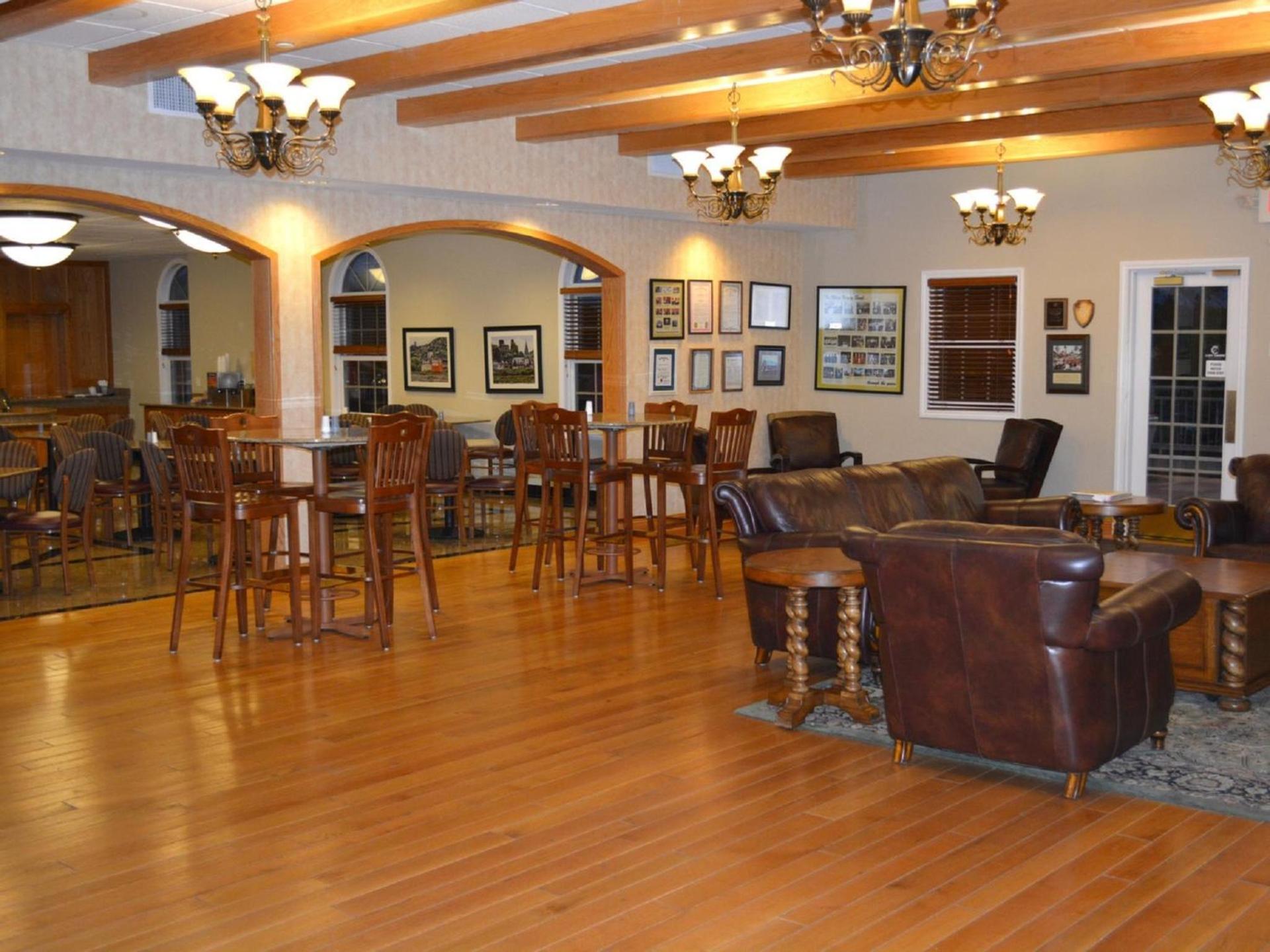 Marv Herzog Hotel photo 32