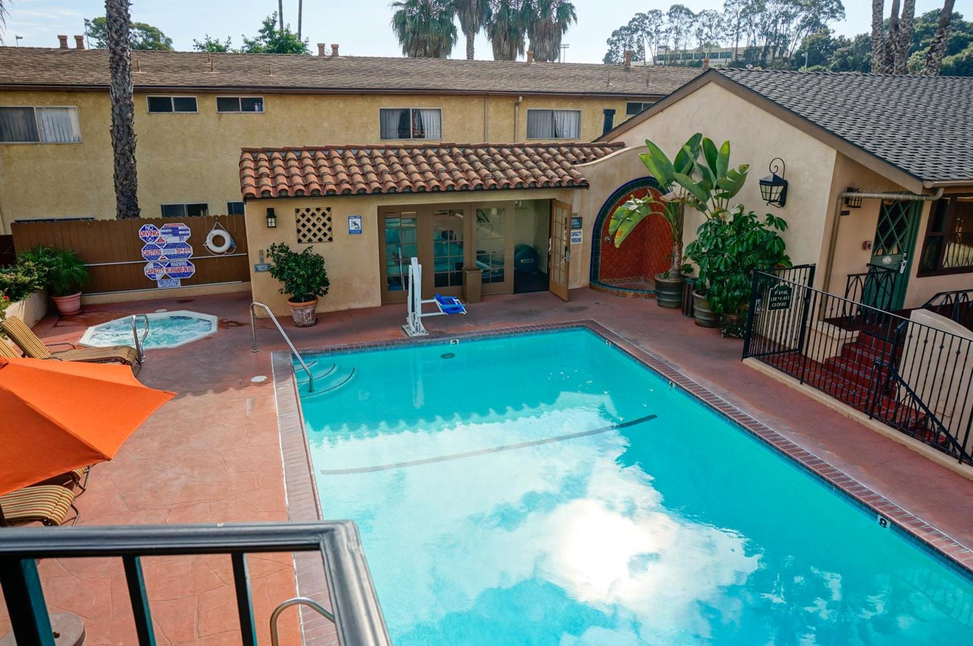 Brisas Del Mar Inn at the Beach photo 16