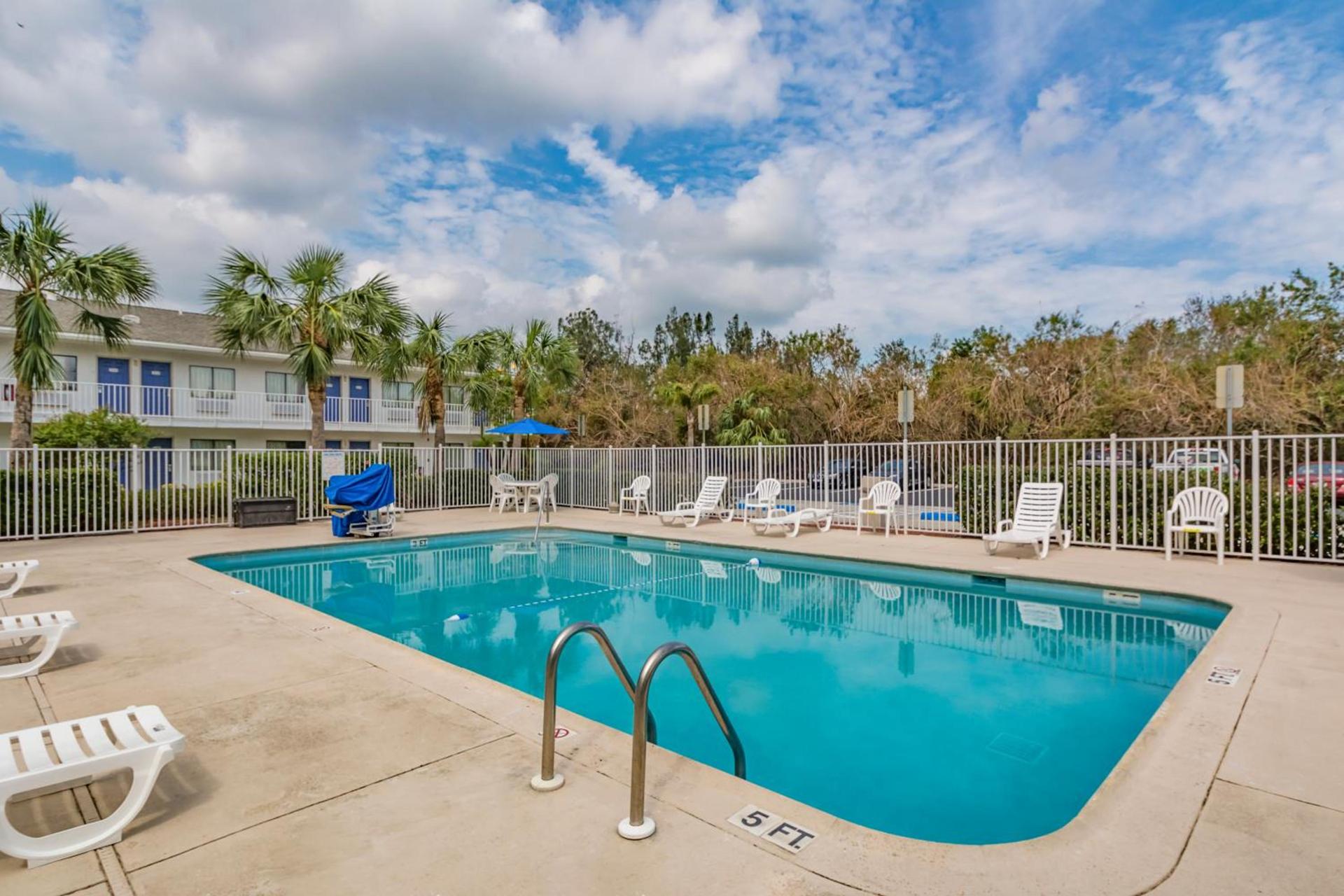 Motel 6-Ft. Pierce, FL photo 25