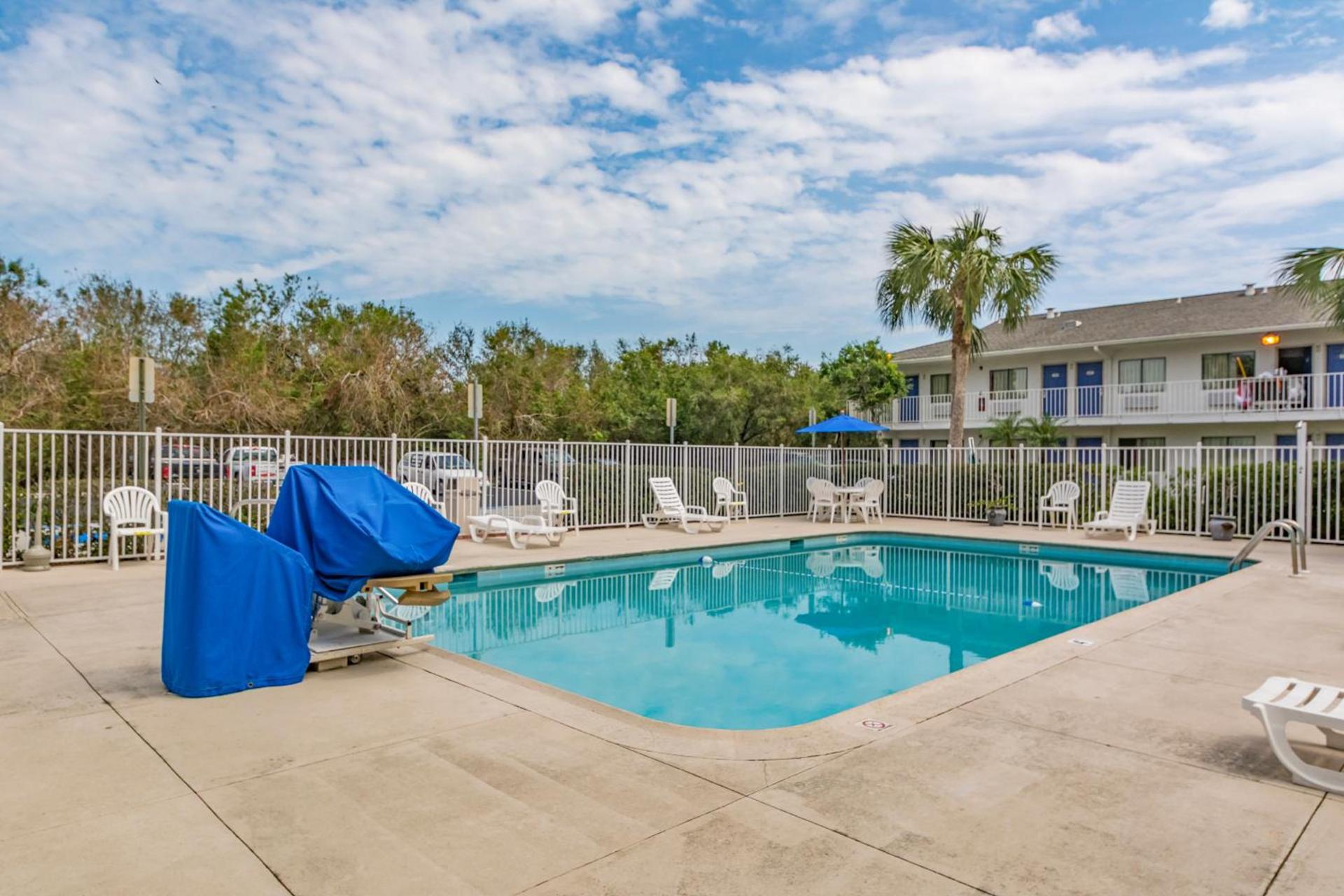 Motel 6-Ft. Pierce, FL photo 27