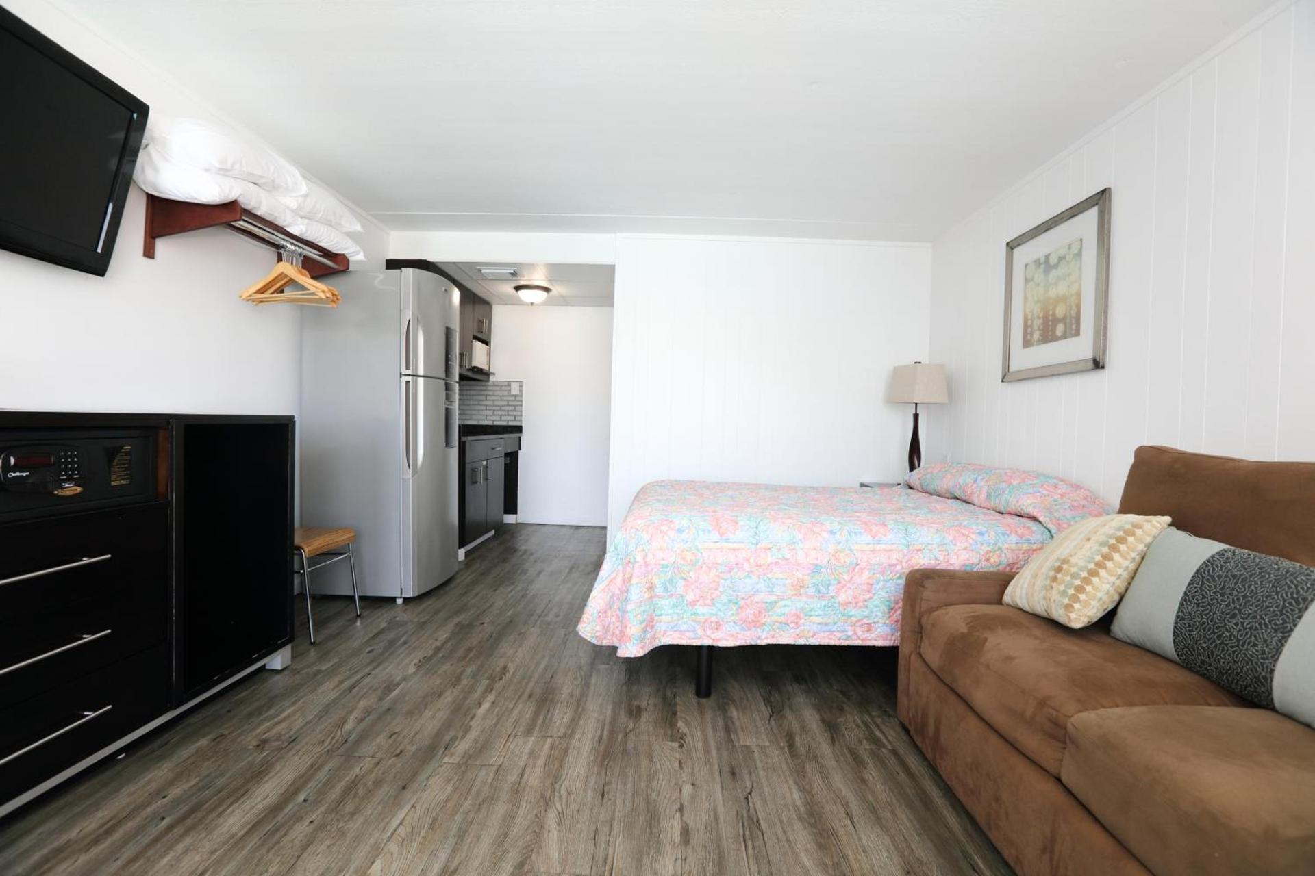 Olympic Island Beach Resort photo 18