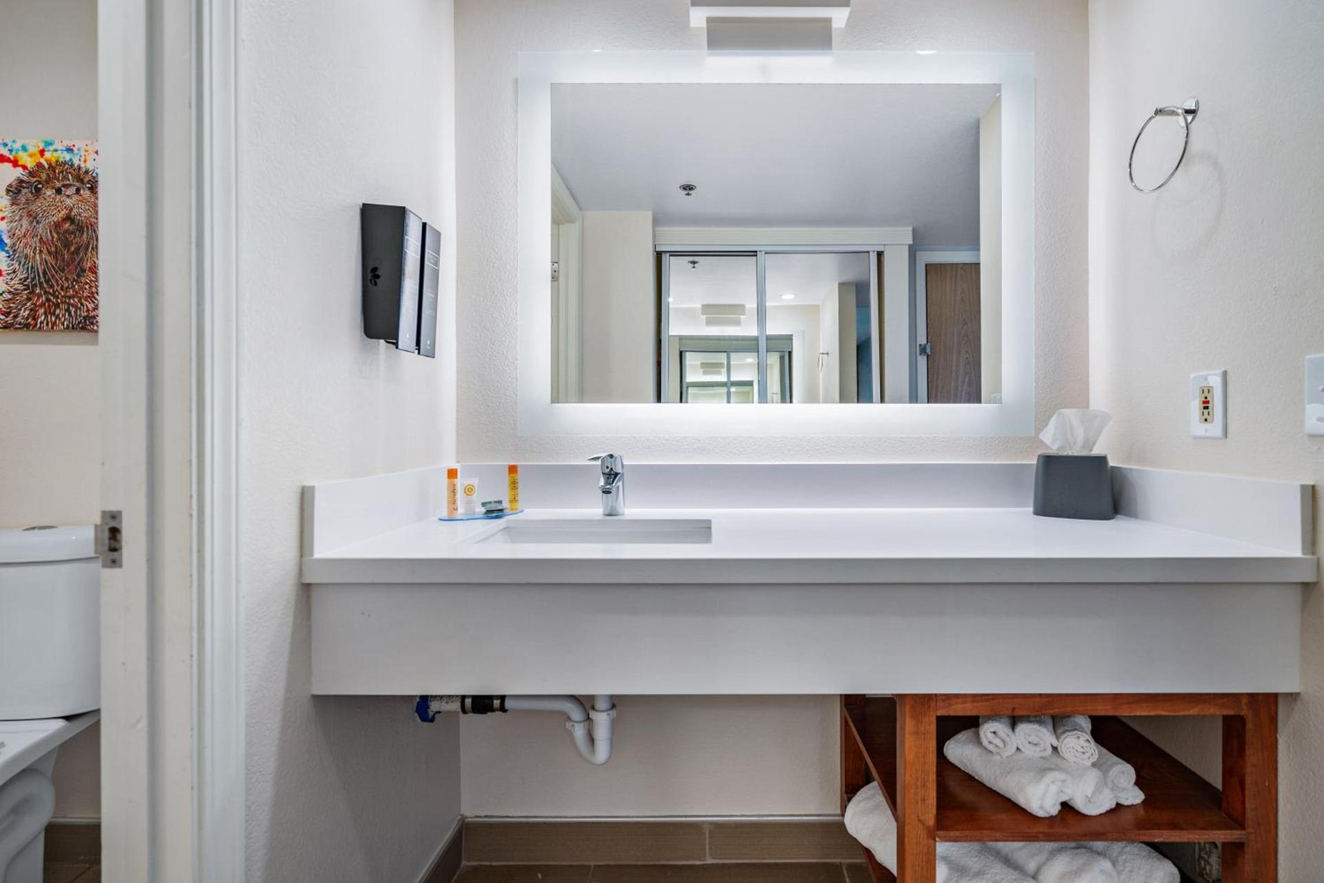 Hotel Avisa Downtown photo 34