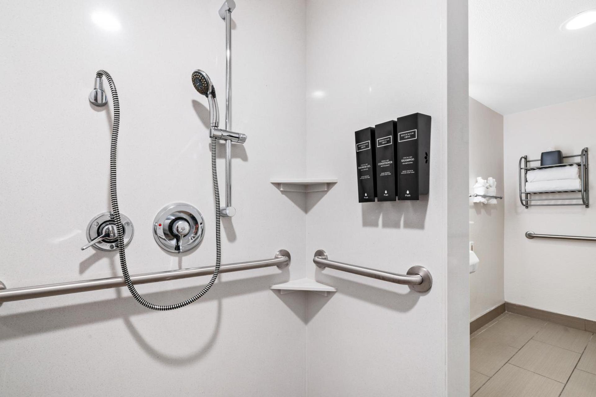 Hotel Avisa Downtown photo 15