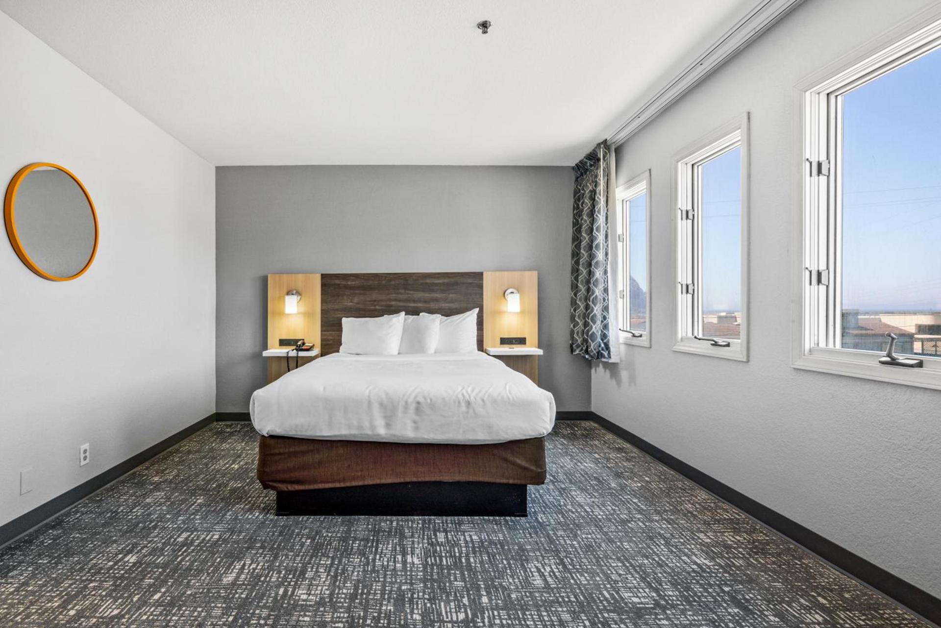 Hotel Avisa Downtown photo 18
