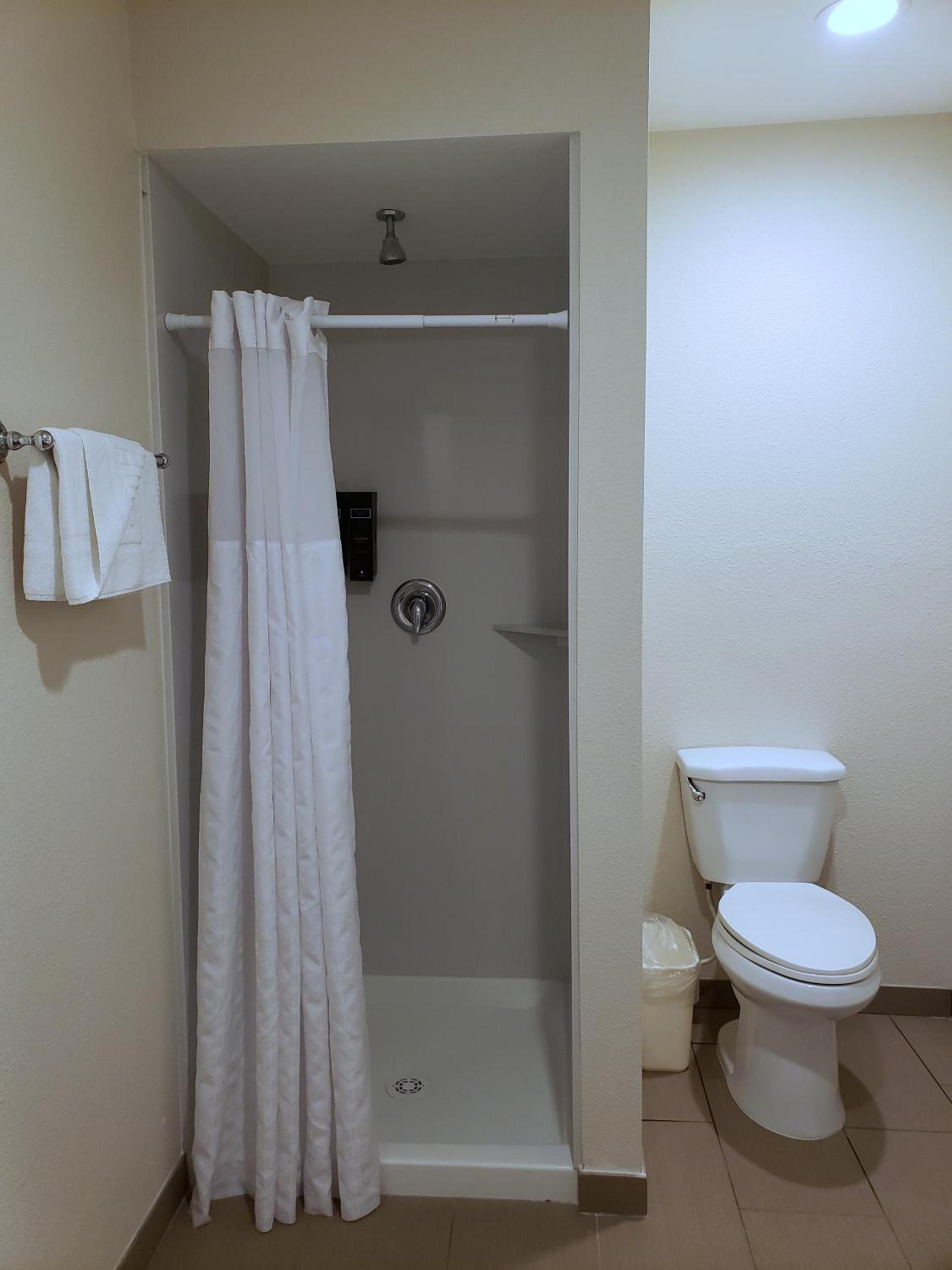 Hotel Avisa Downtown photo 24