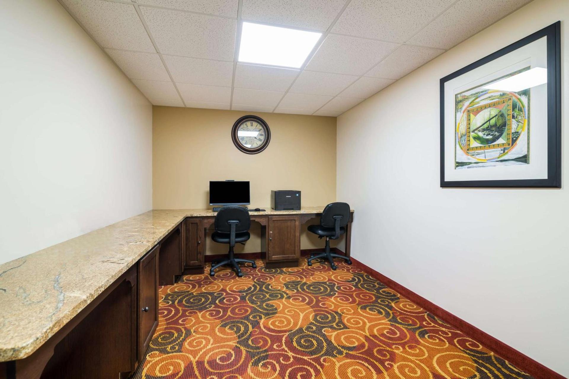 Best Western University Inn photo 4