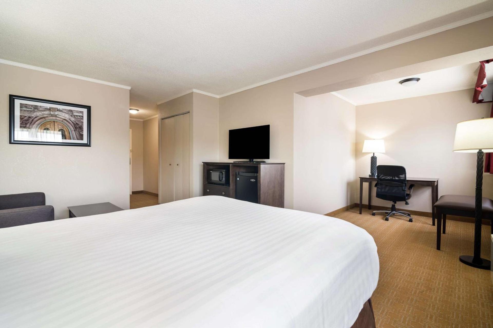 Best Western University Inn photo 13