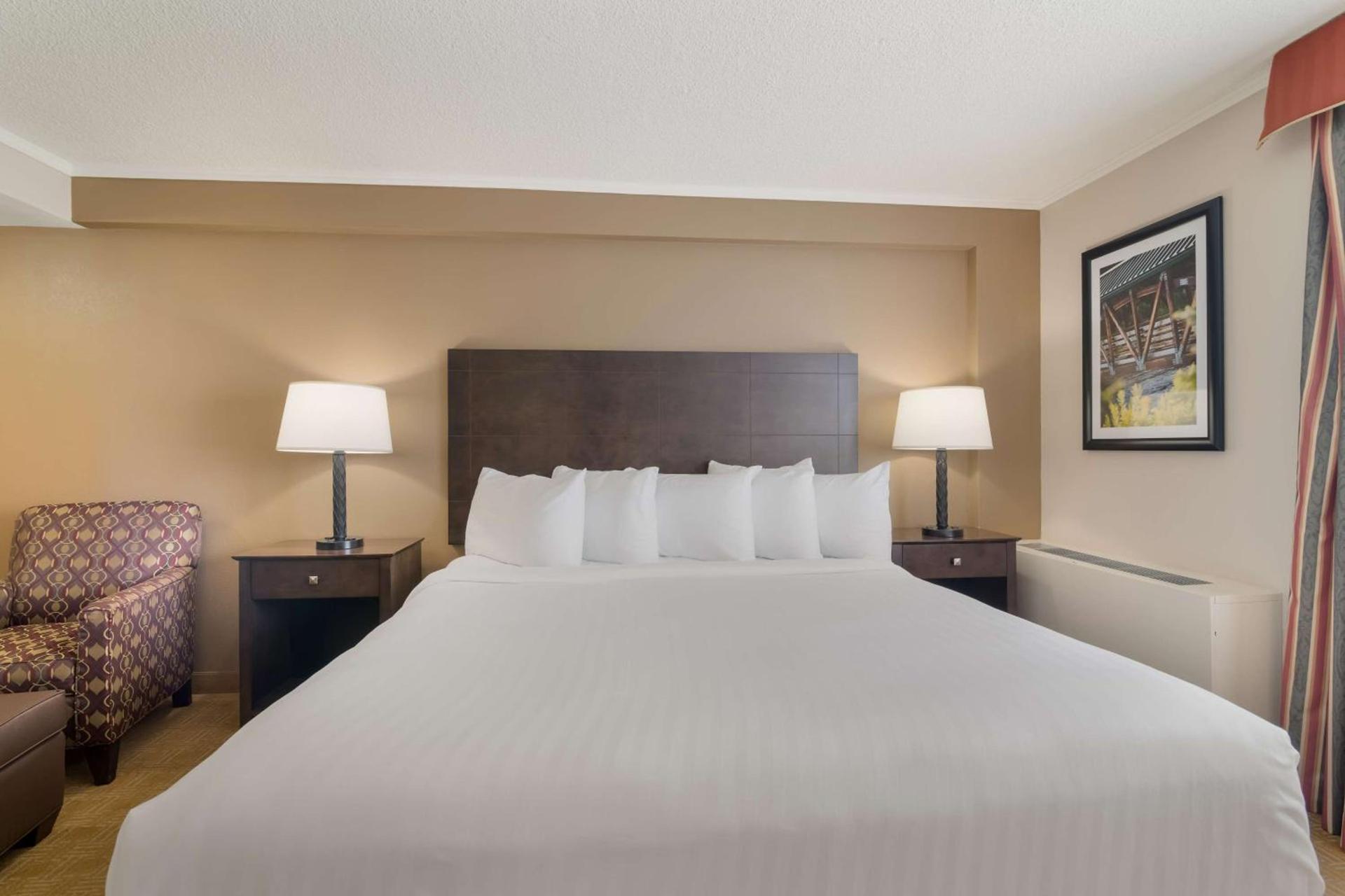 Best Western University Inn photo 15