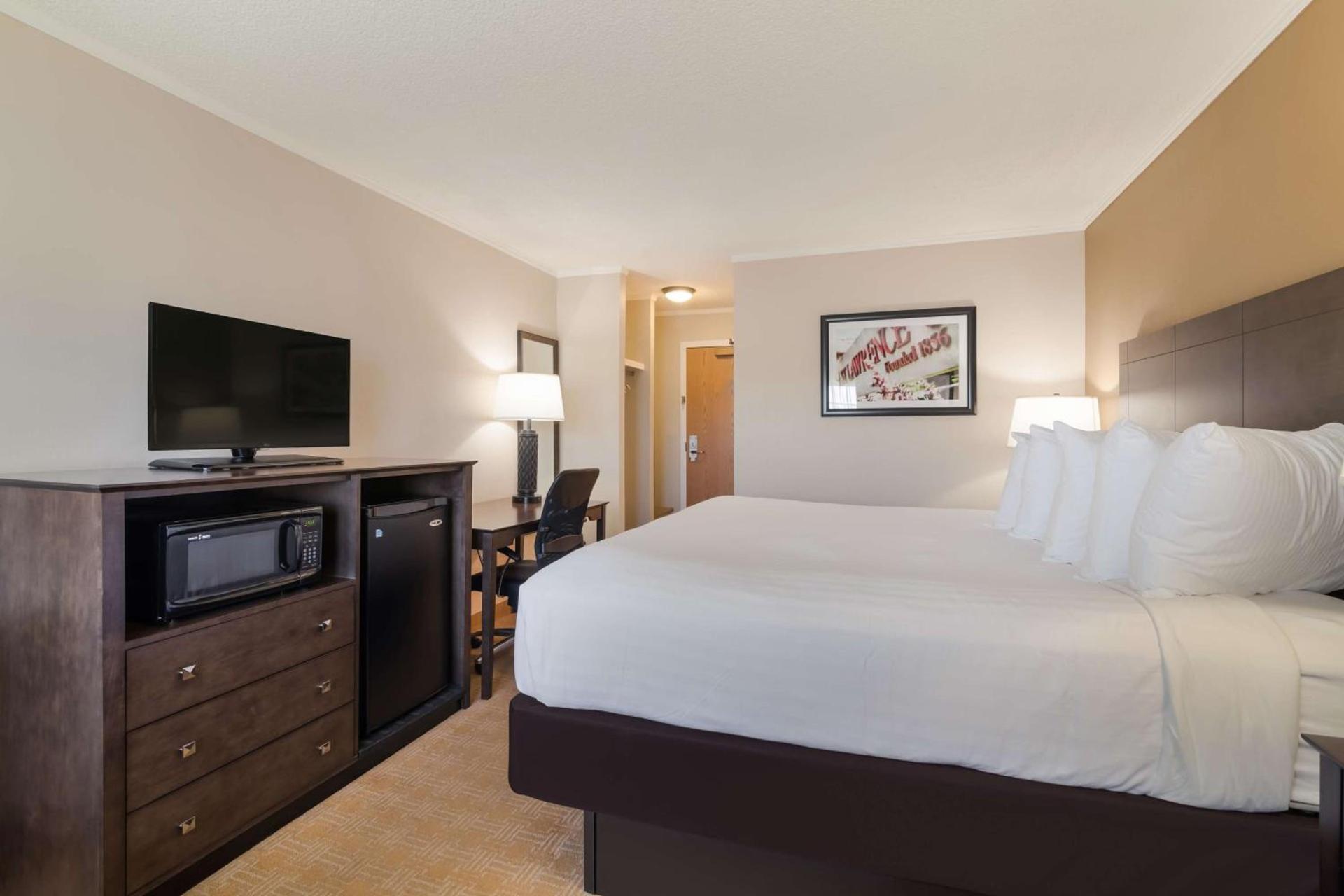 Best Western University Inn photo 20