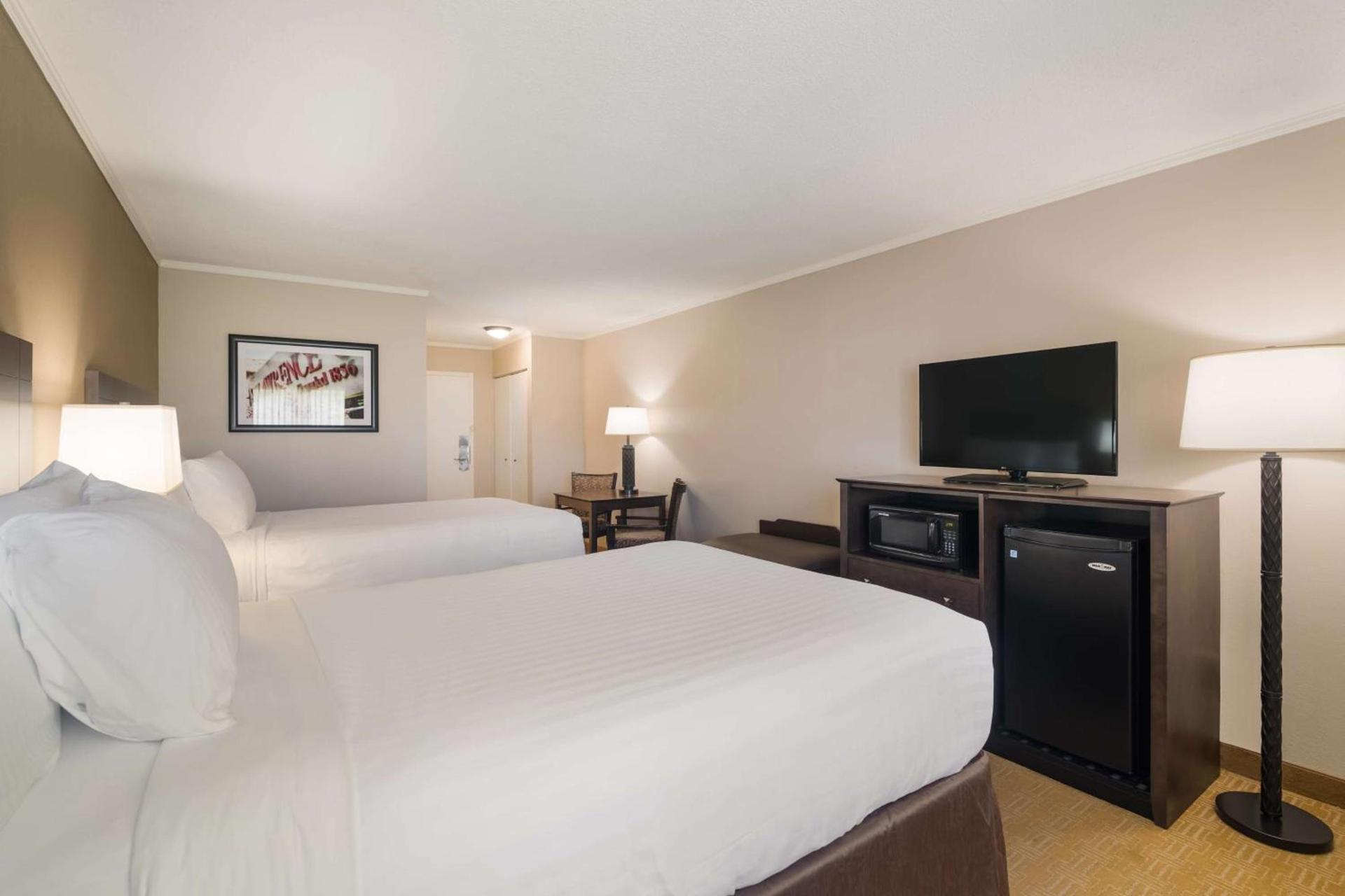 Best Western University Inn photo 23