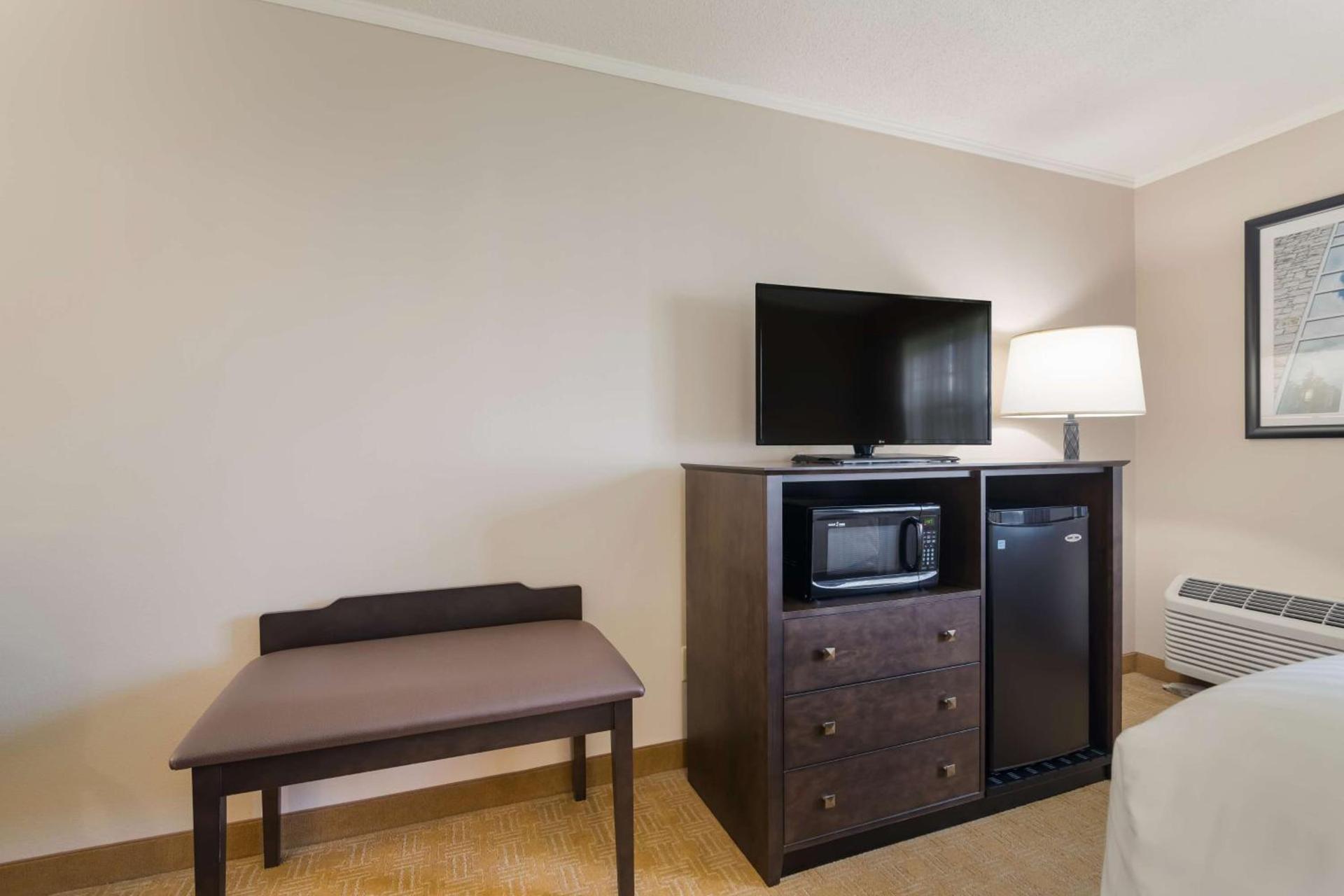 Best Western University Inn photo 24
