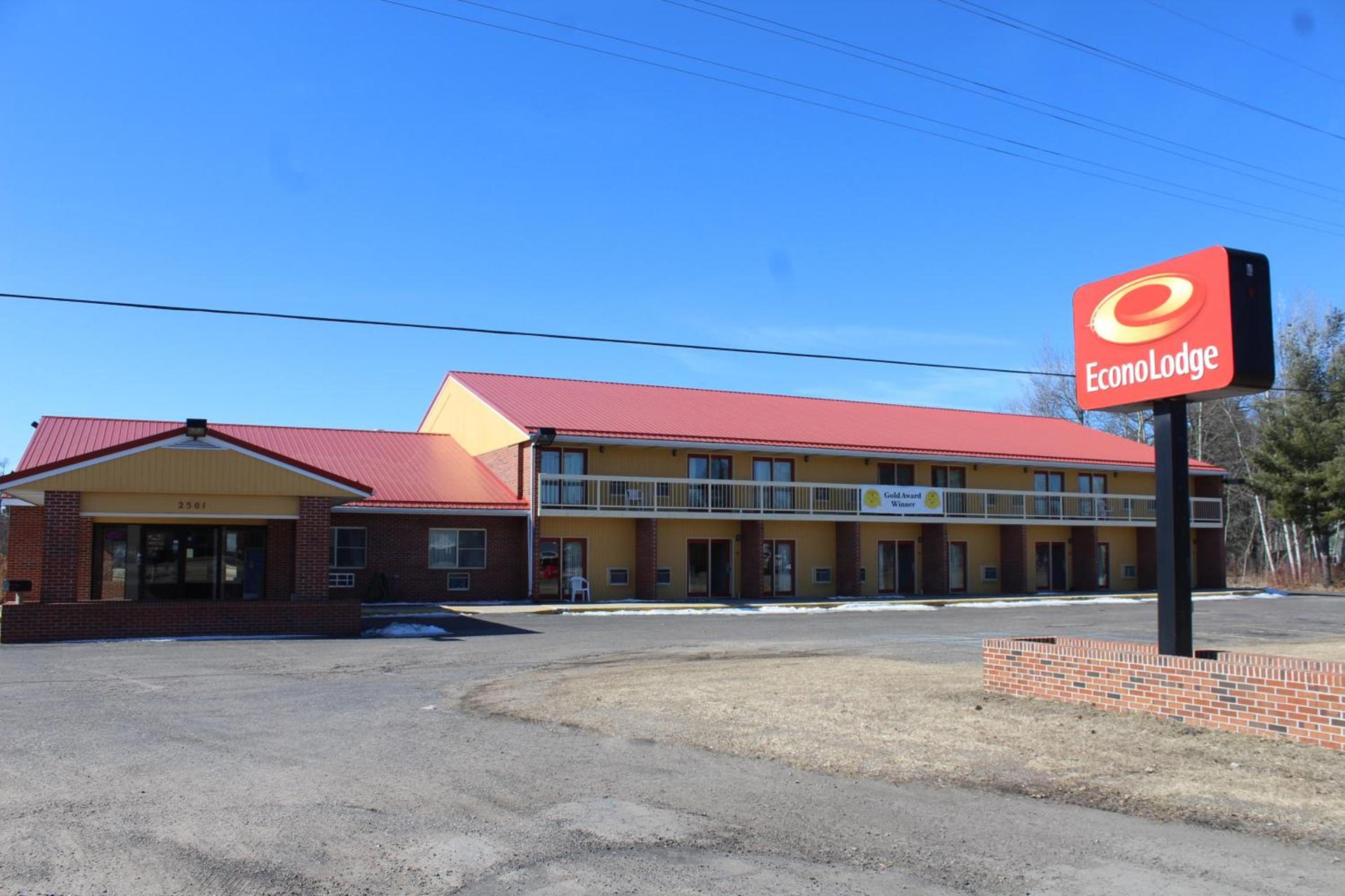 Econo Lodge Cadillac by Choice — hotel in Cadillac
