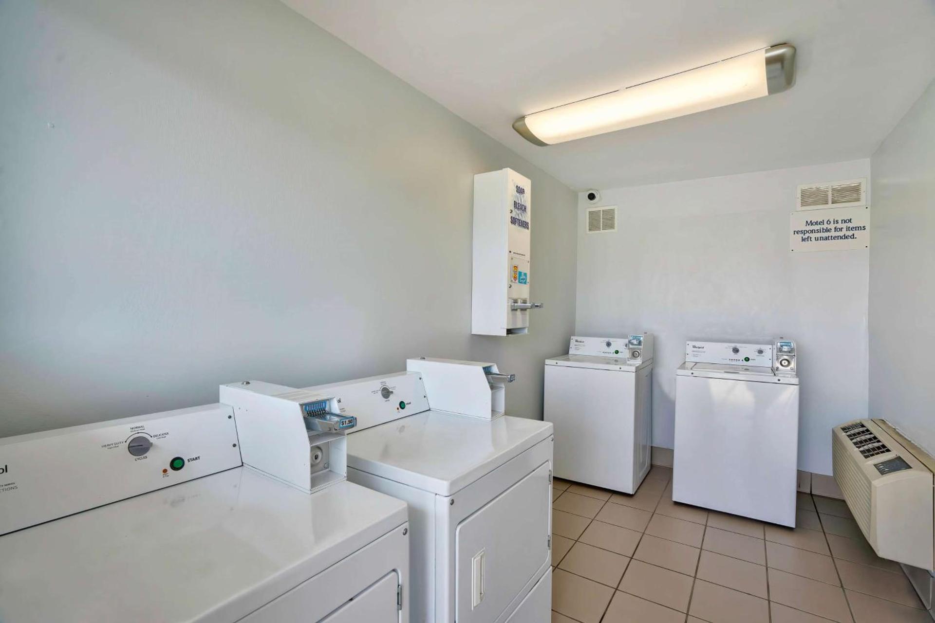 Motel 6-Lumberton, NC photo 24
