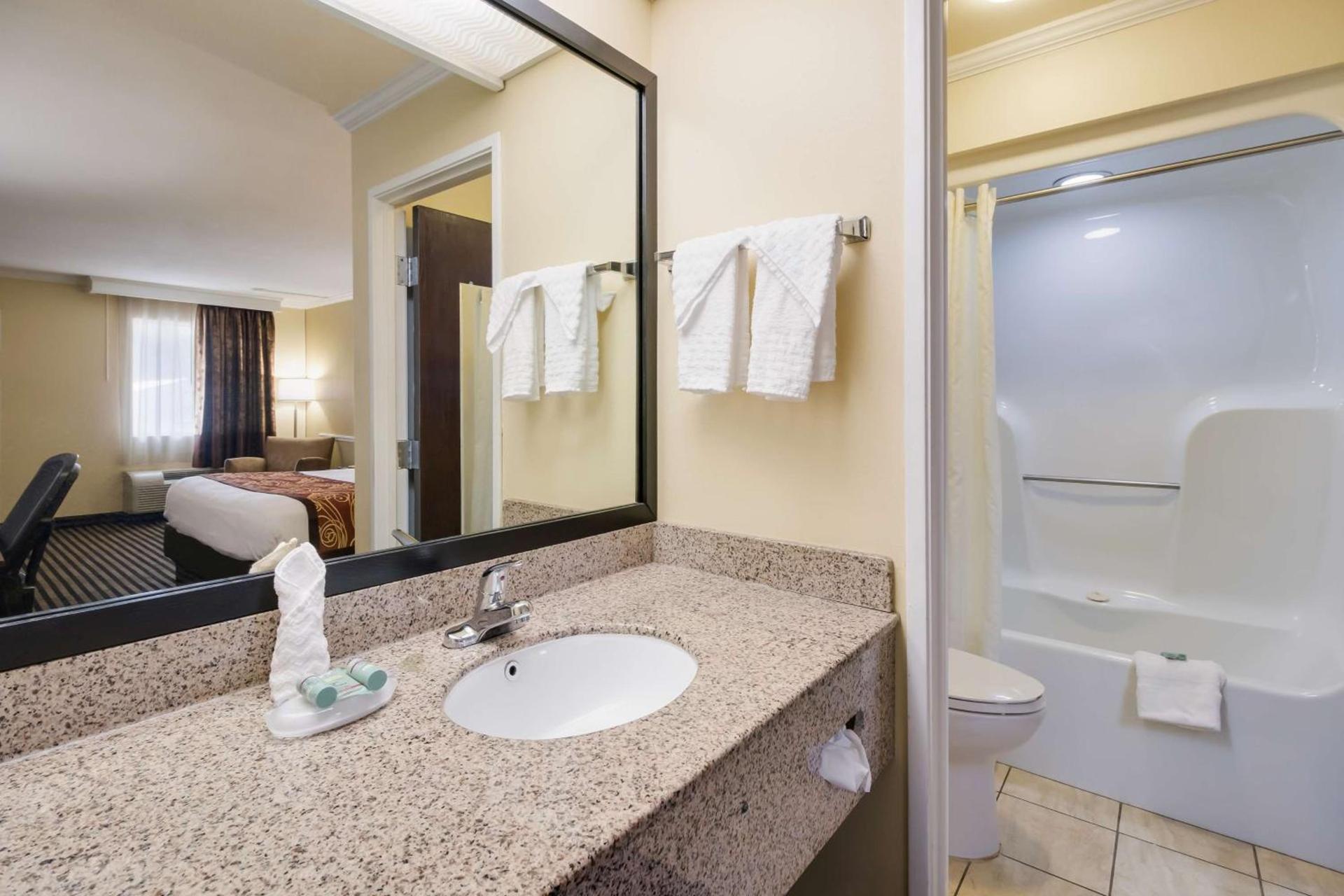 Best Western - McKenzie photo 18