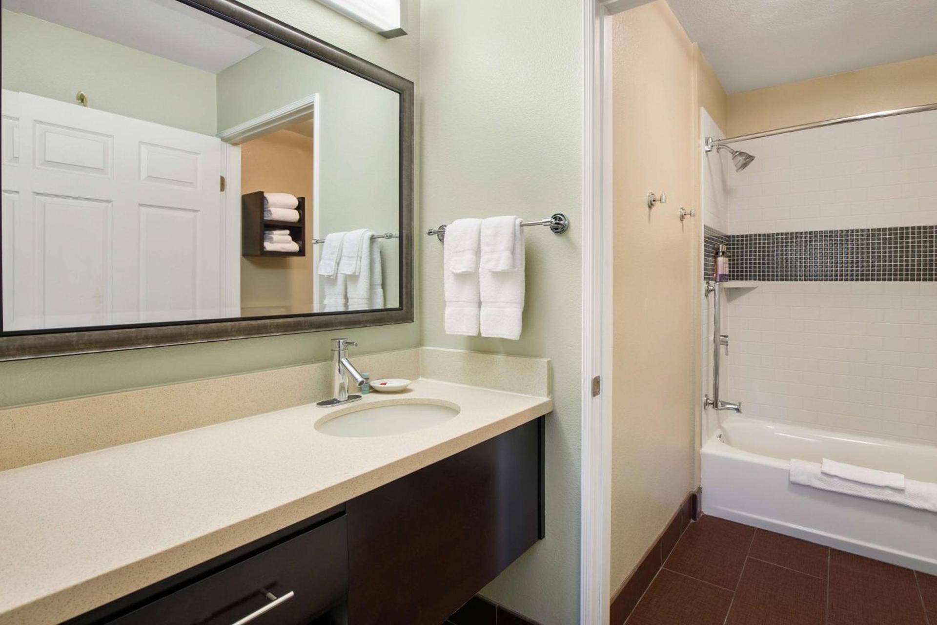 Sonesta ES Suites San Diego - Rancho Bernardo photo 7