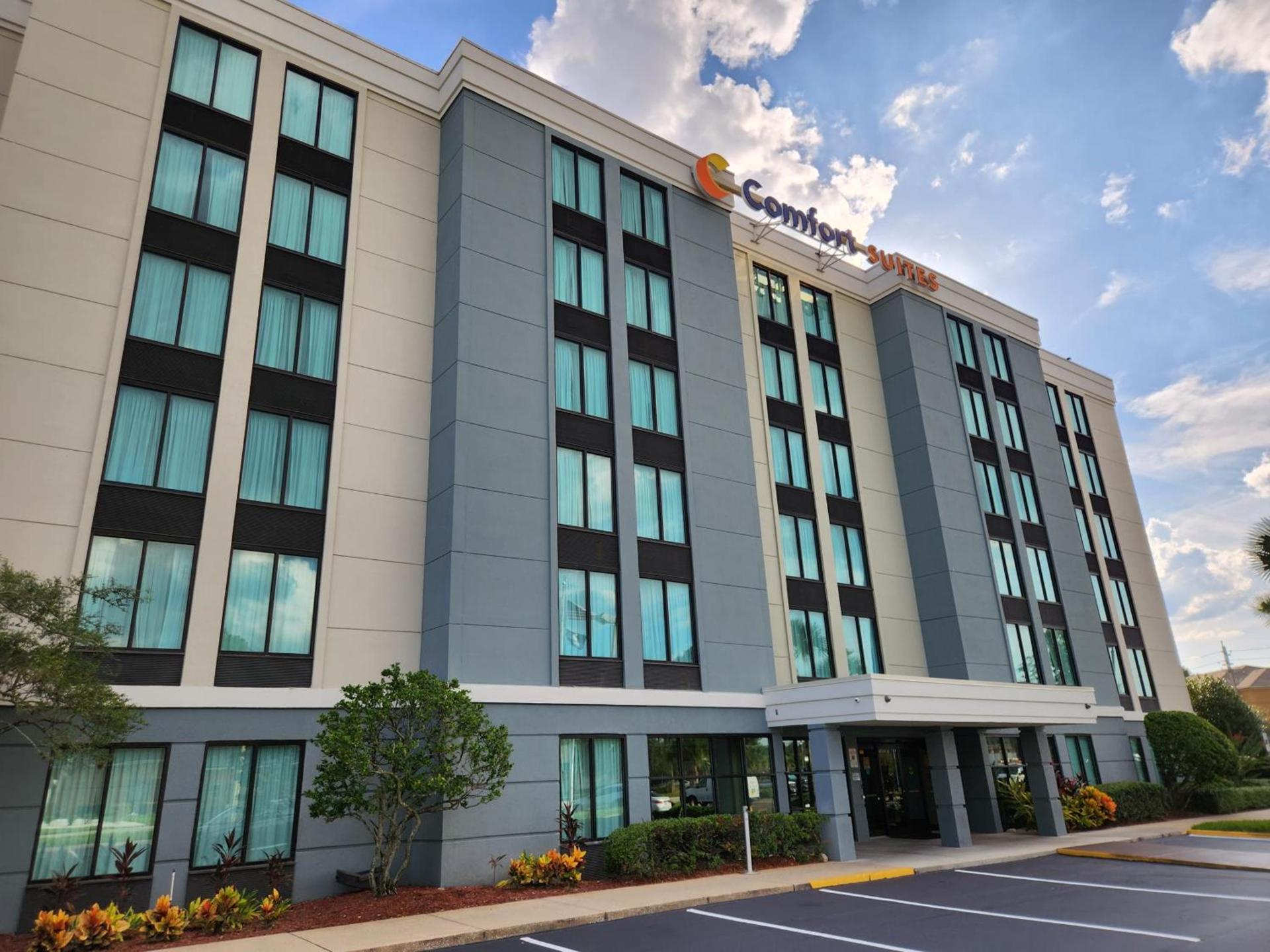 Comfort Suites Baymeadows Near Butler Blvd photo 36