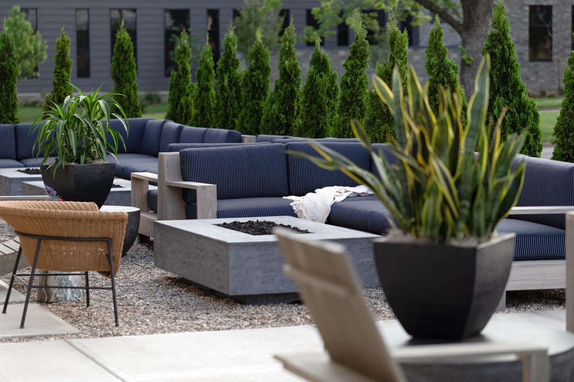 Elwood Hotel & Suites photo 4
