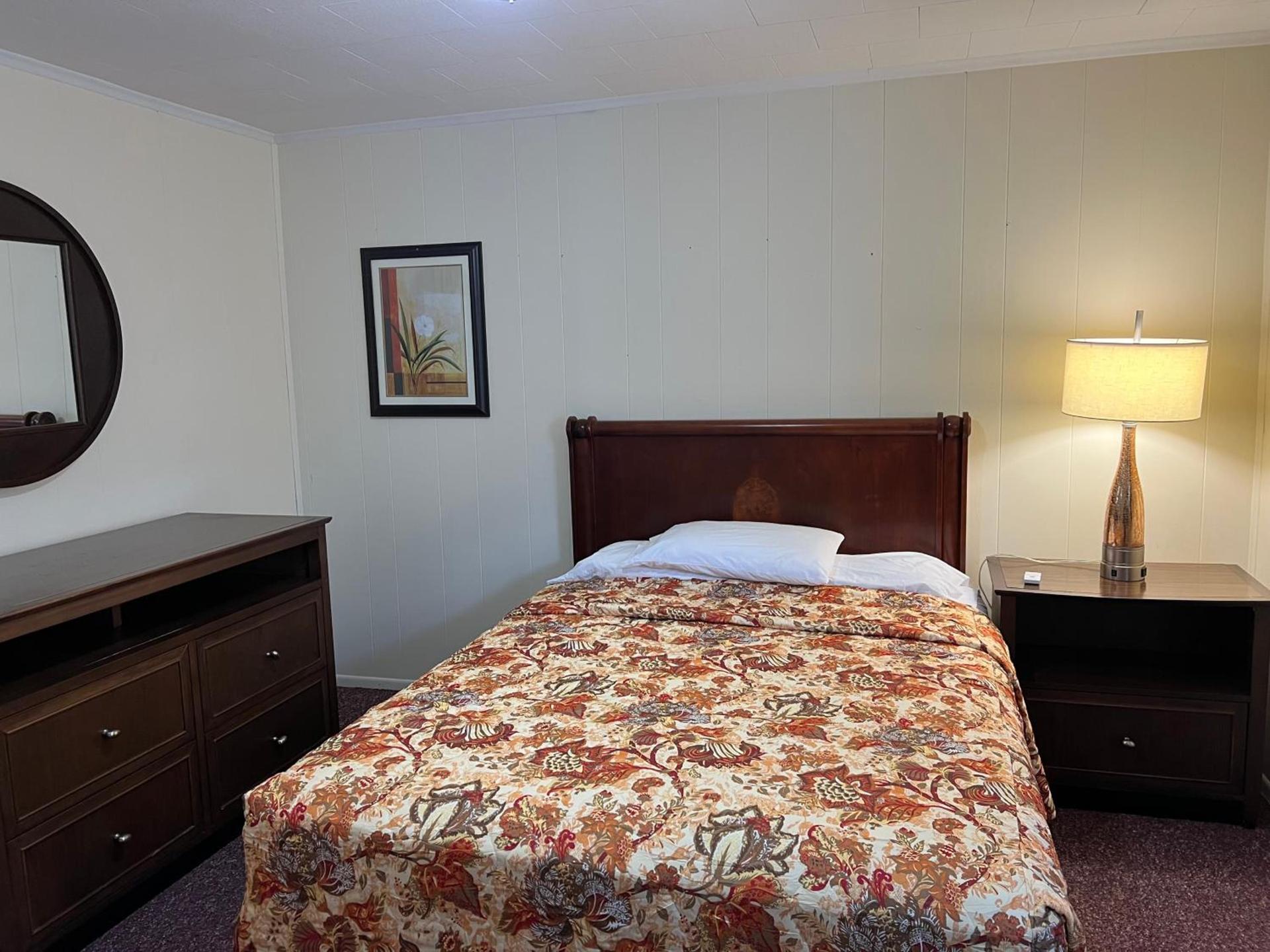Simmons Motel and Suites photo 6