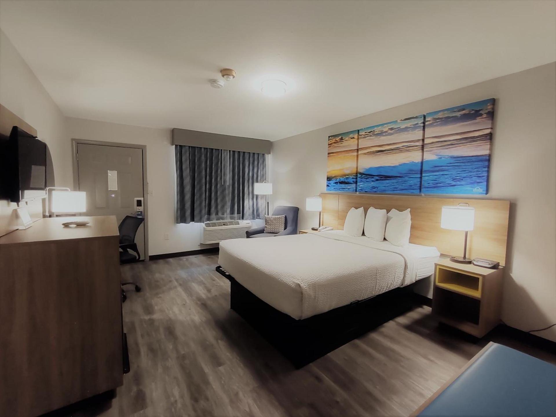 Days Inn by Wyndham Lonoke photo 35