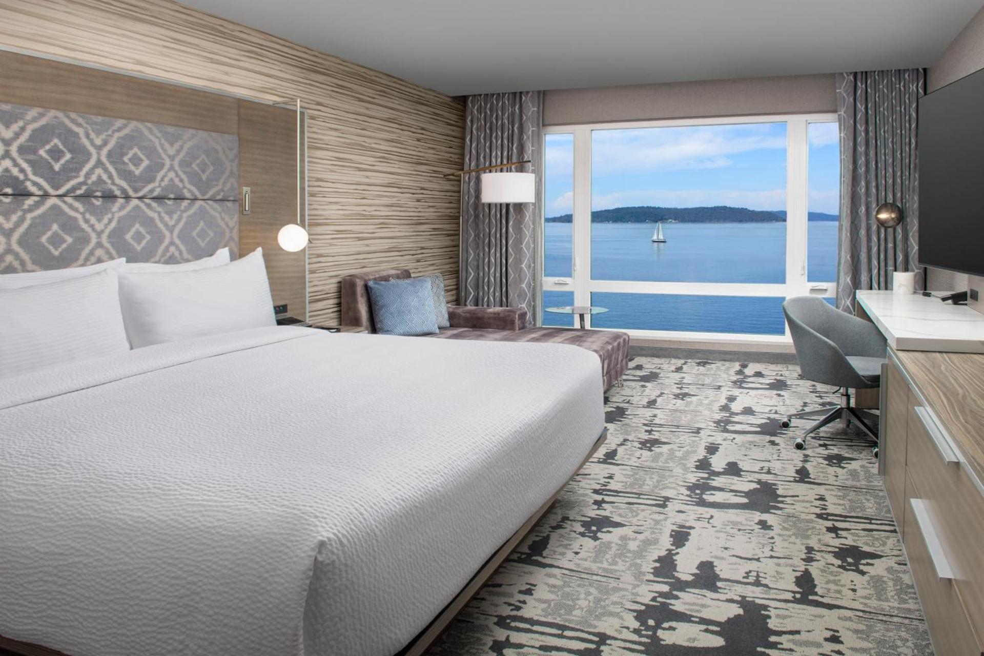 Silver Cloud Hotel Tacoma at Point Ruston Waterfront photo 8