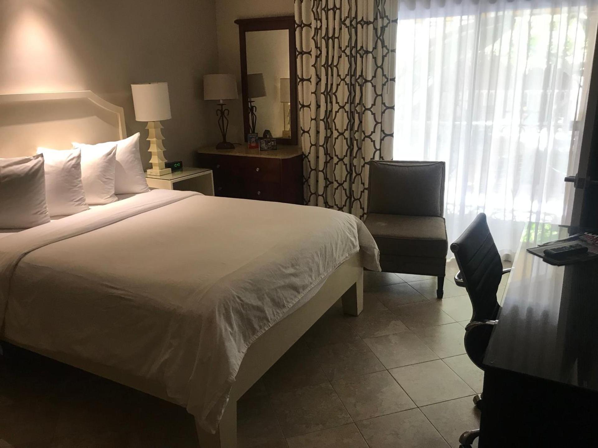 Hollywood Hotel photo 36