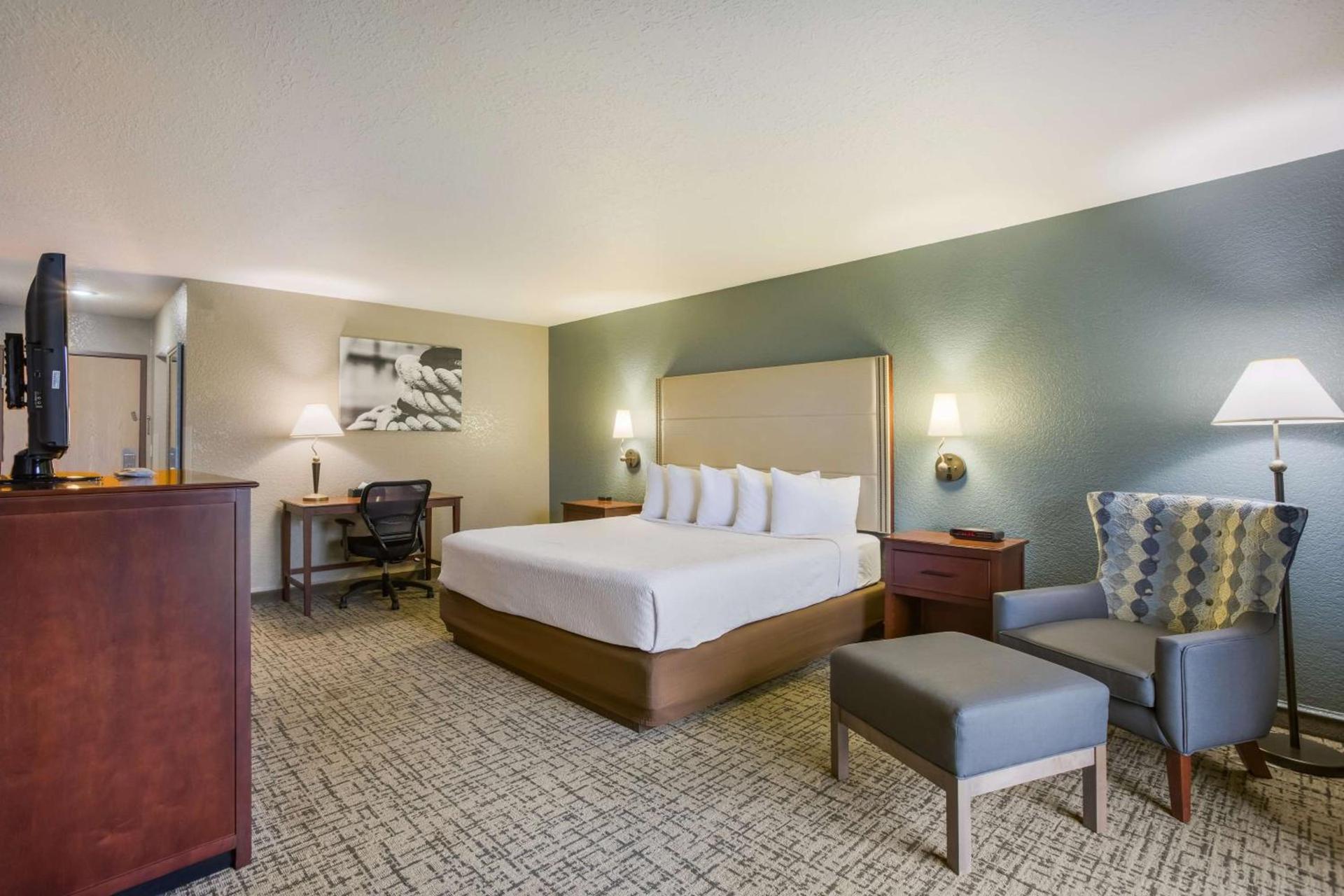 Best Western Harbour Pointe Lakefront photo 66